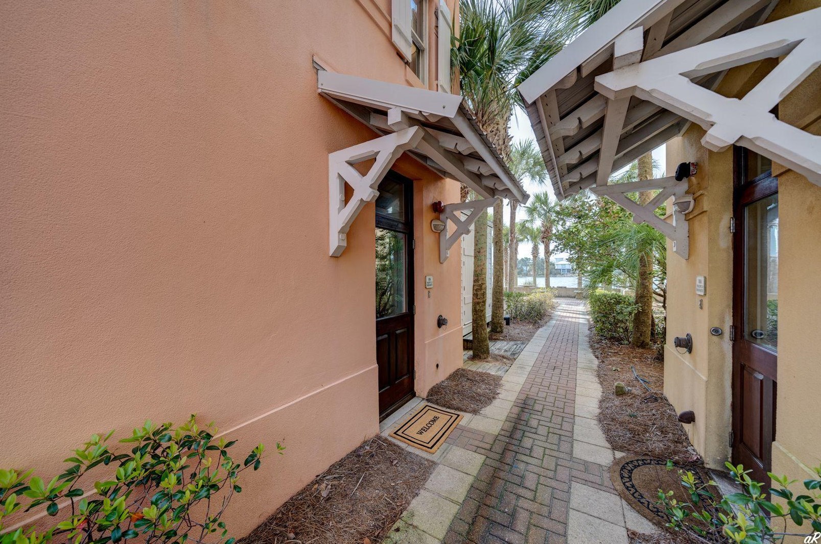 106 Carillon Market St, Panama City, FL 32413-8069