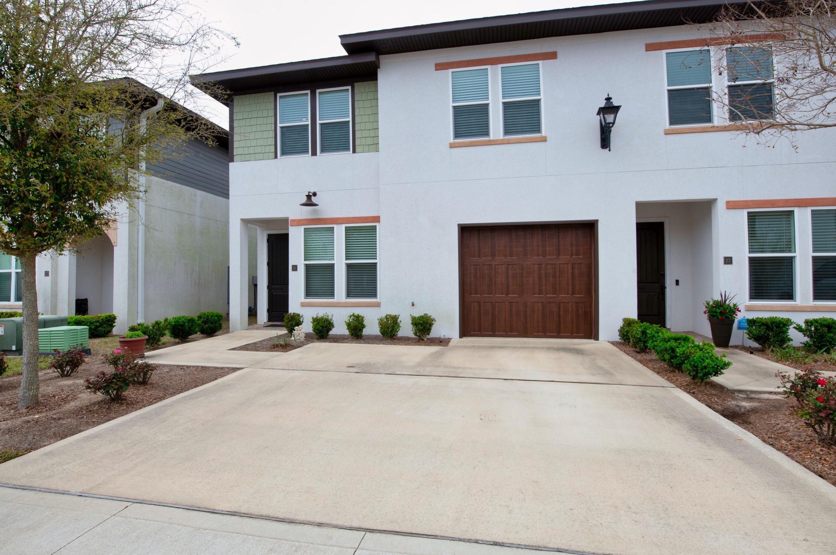 995 Airport Rd #unit 24, Destin, FL 32541