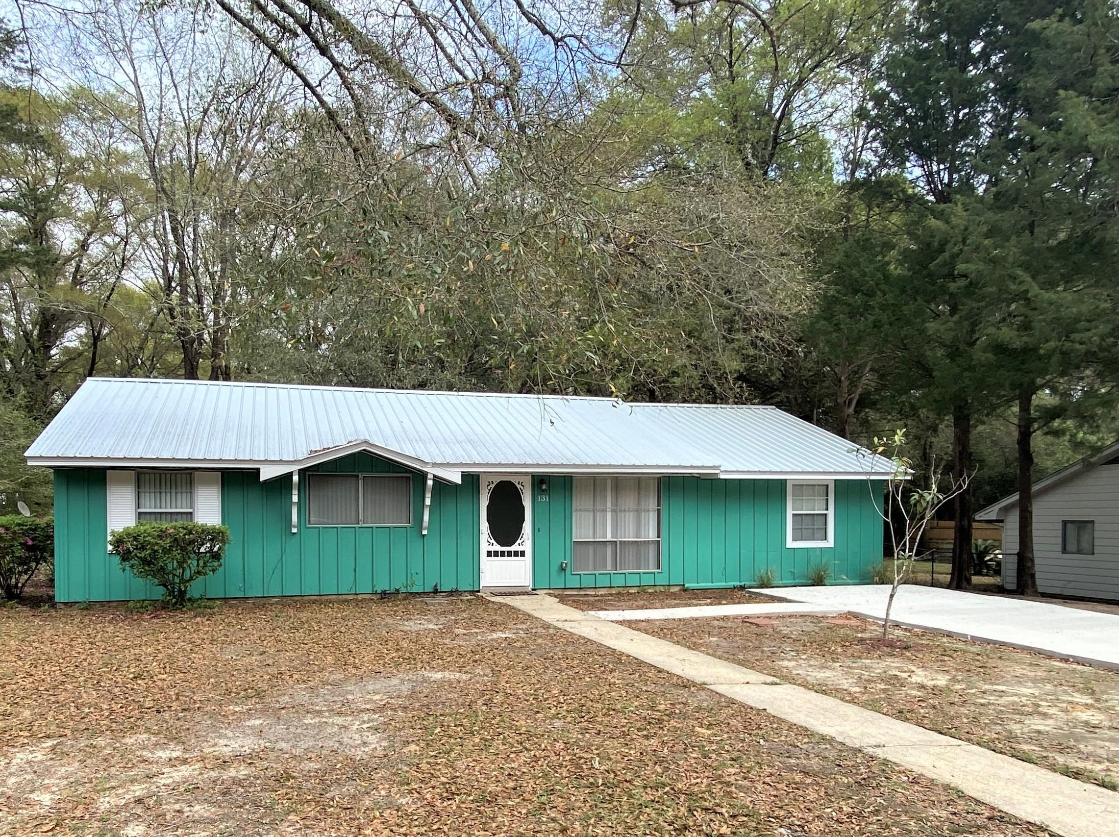 131 Smith St, Crestview, FL 32539-2911