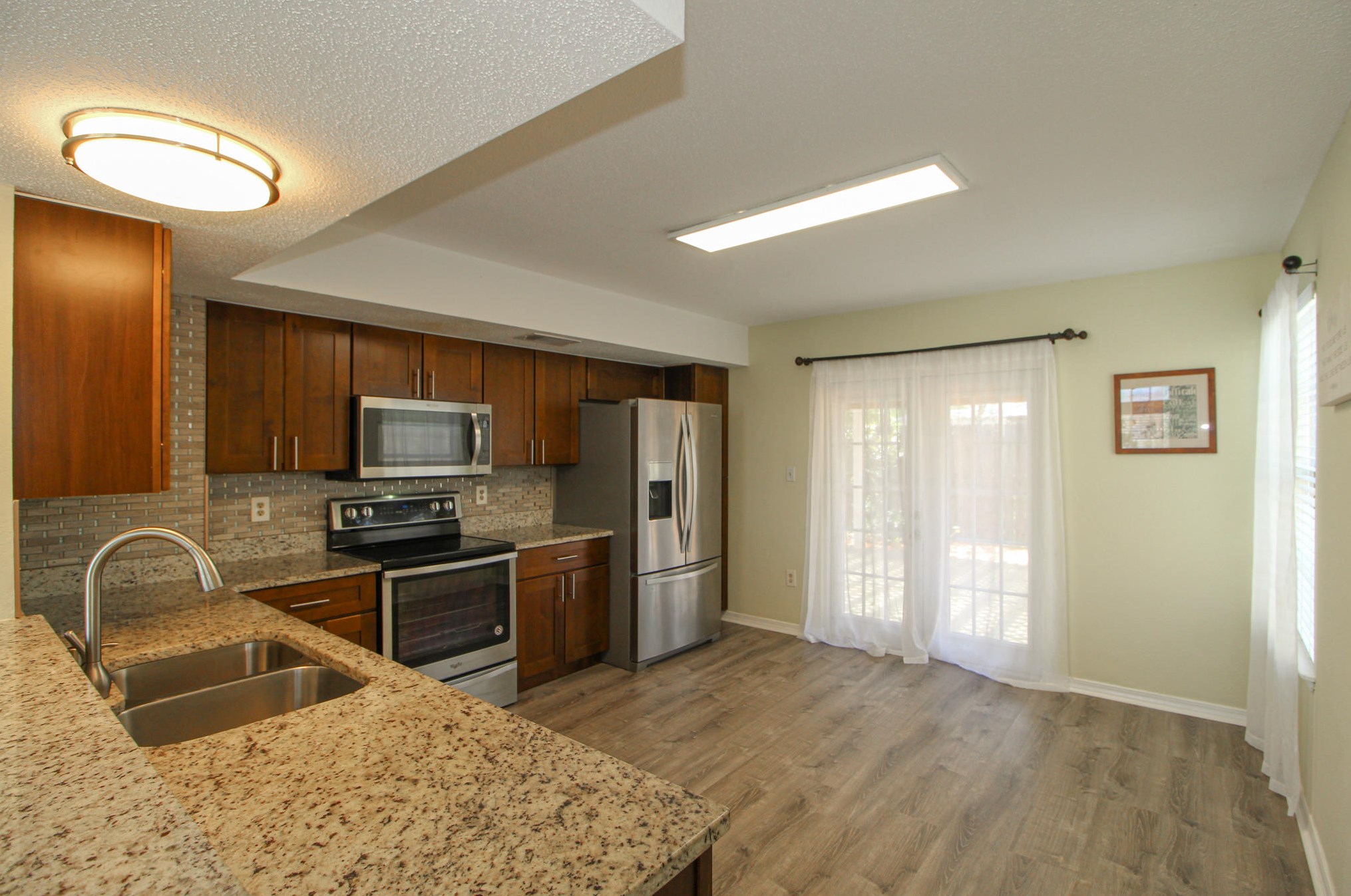 424 Village Ct, Fort Walton Beach, FL 32548-4563
