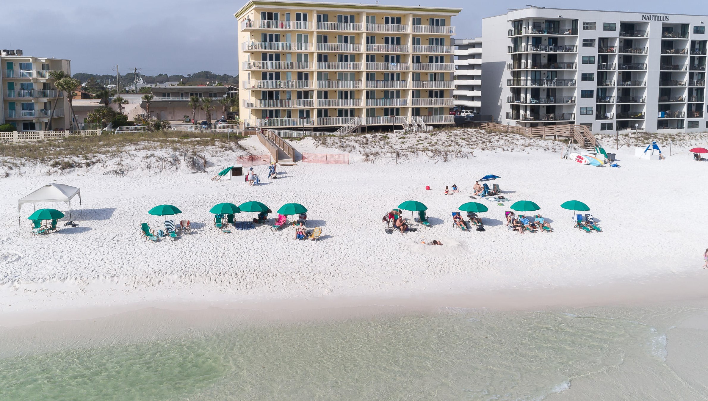 663 Nautilus Ct, Fort Walton Beach, FL 32548-6002