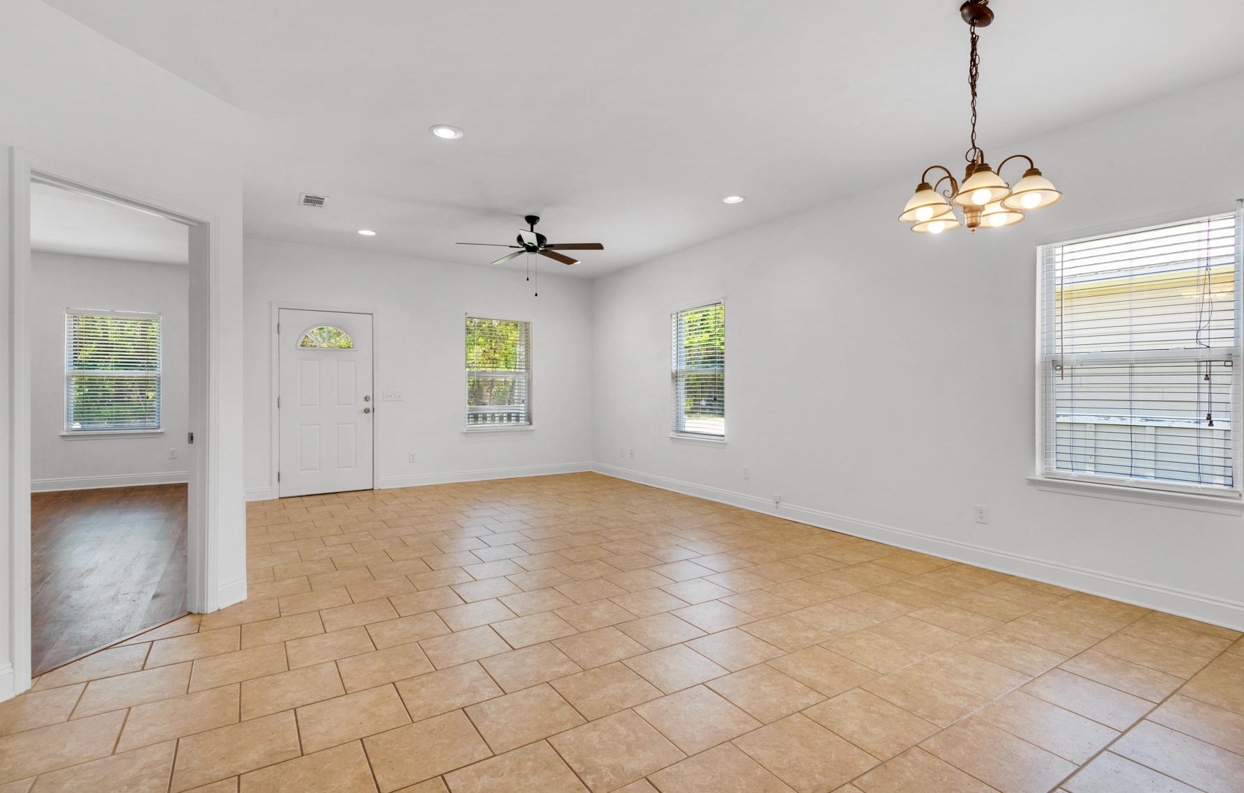 249 County Line Rd, Niceville, FL 32578-8008