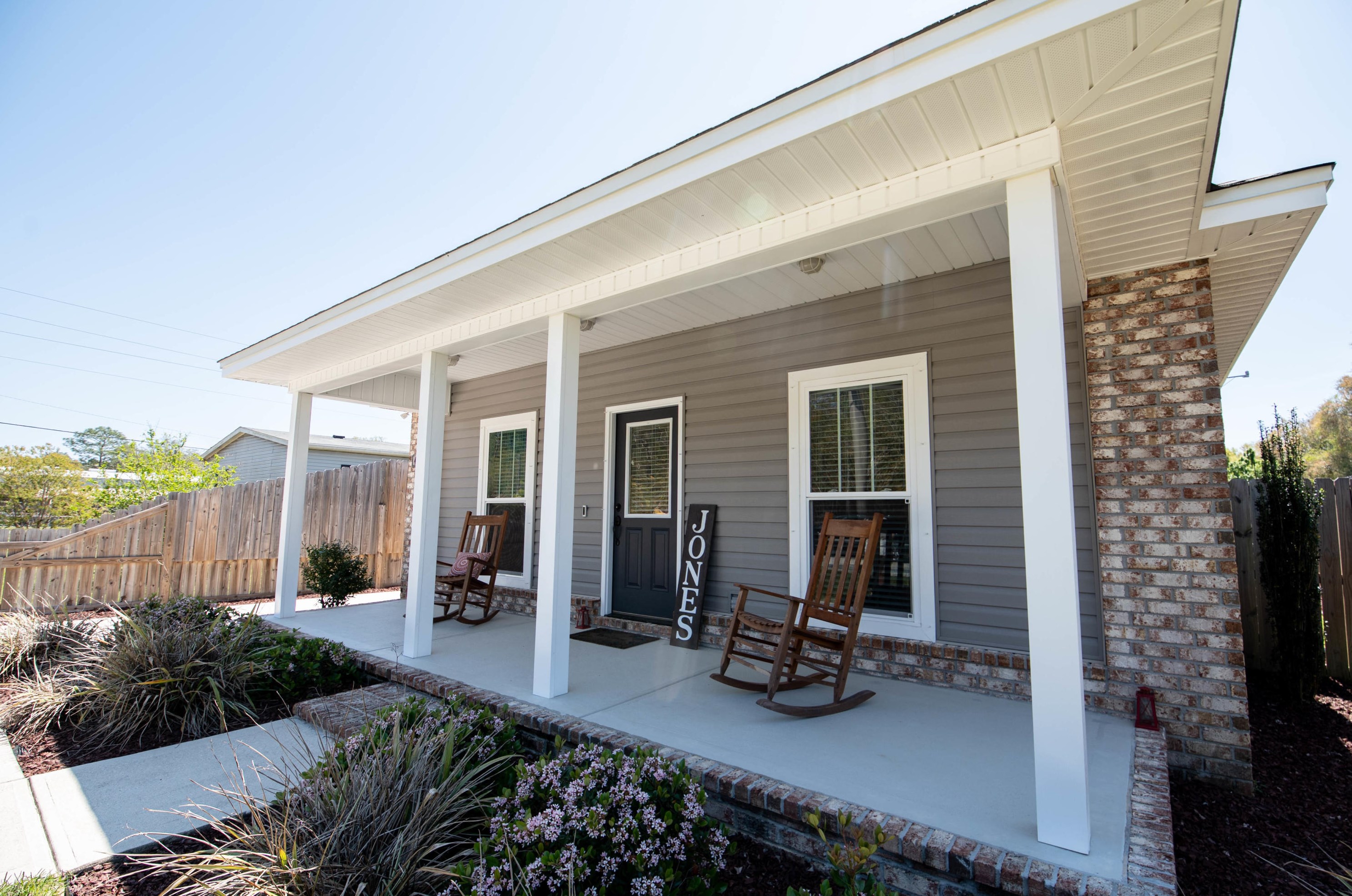 4606 Range Rd, Niceville, FL 32578-9770