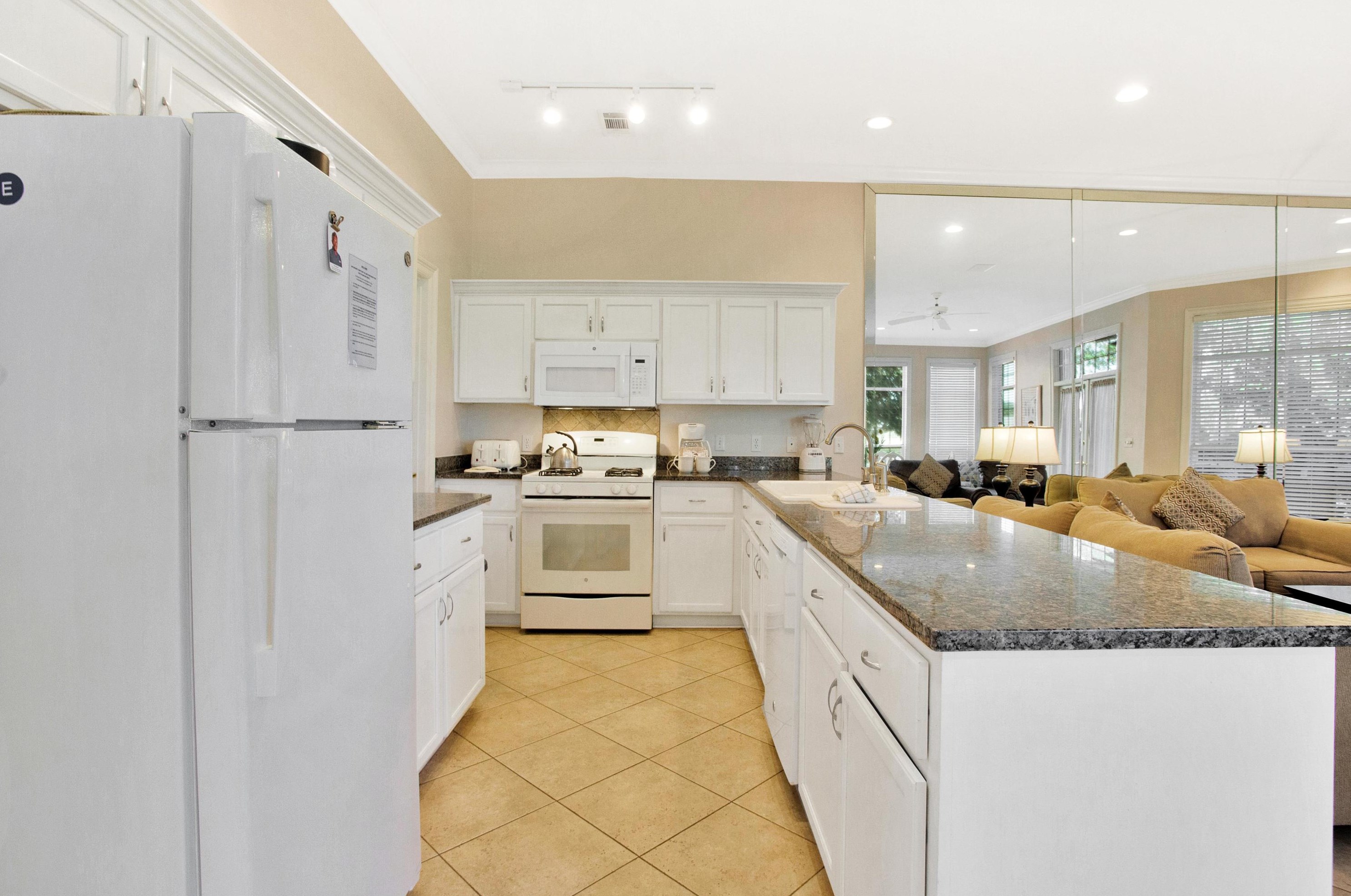 71 Vantage Pt, Destin, FL 32550-4864