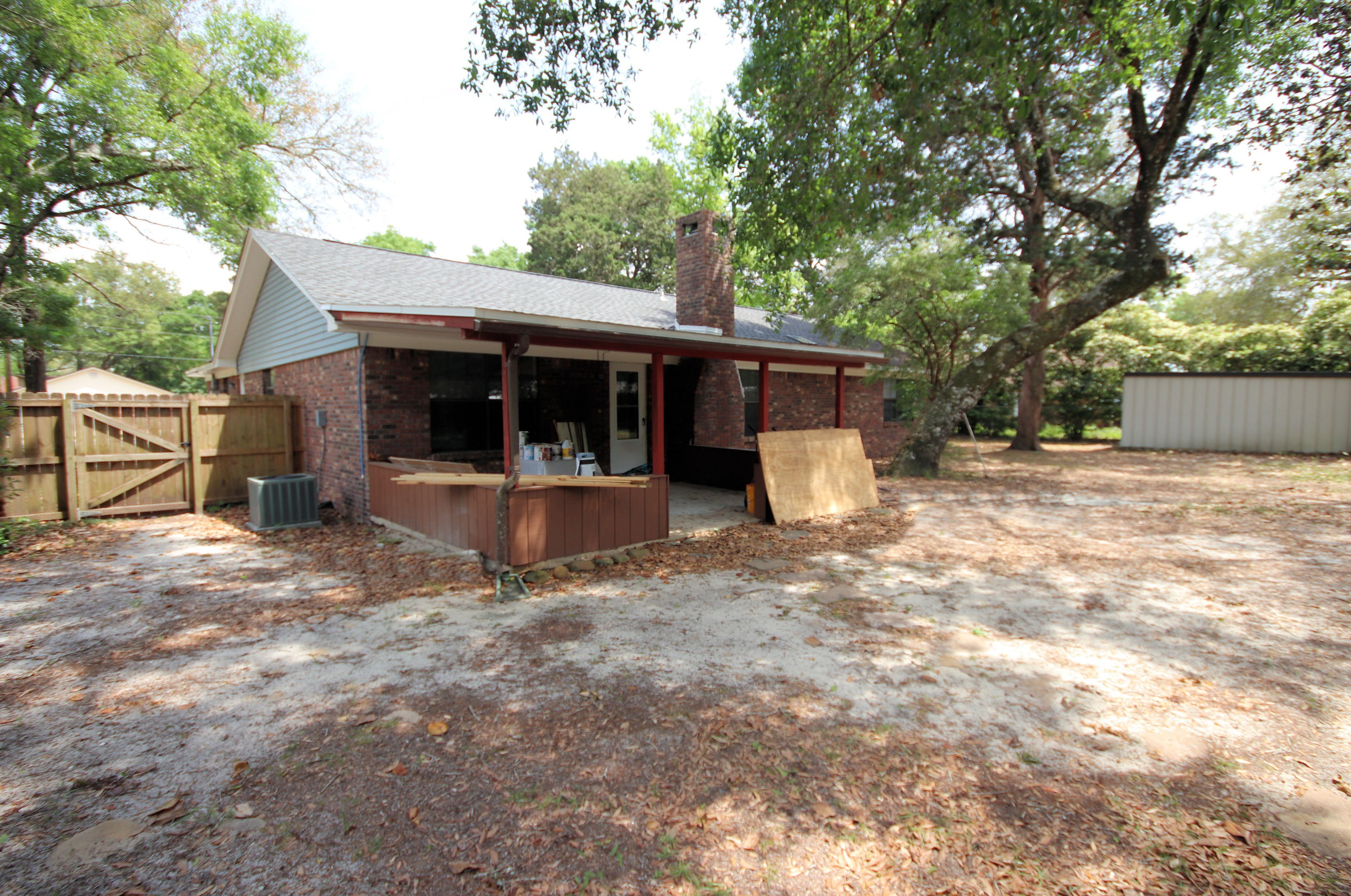 518 Pine Ave, Niceville FL  32578-4617 exterior