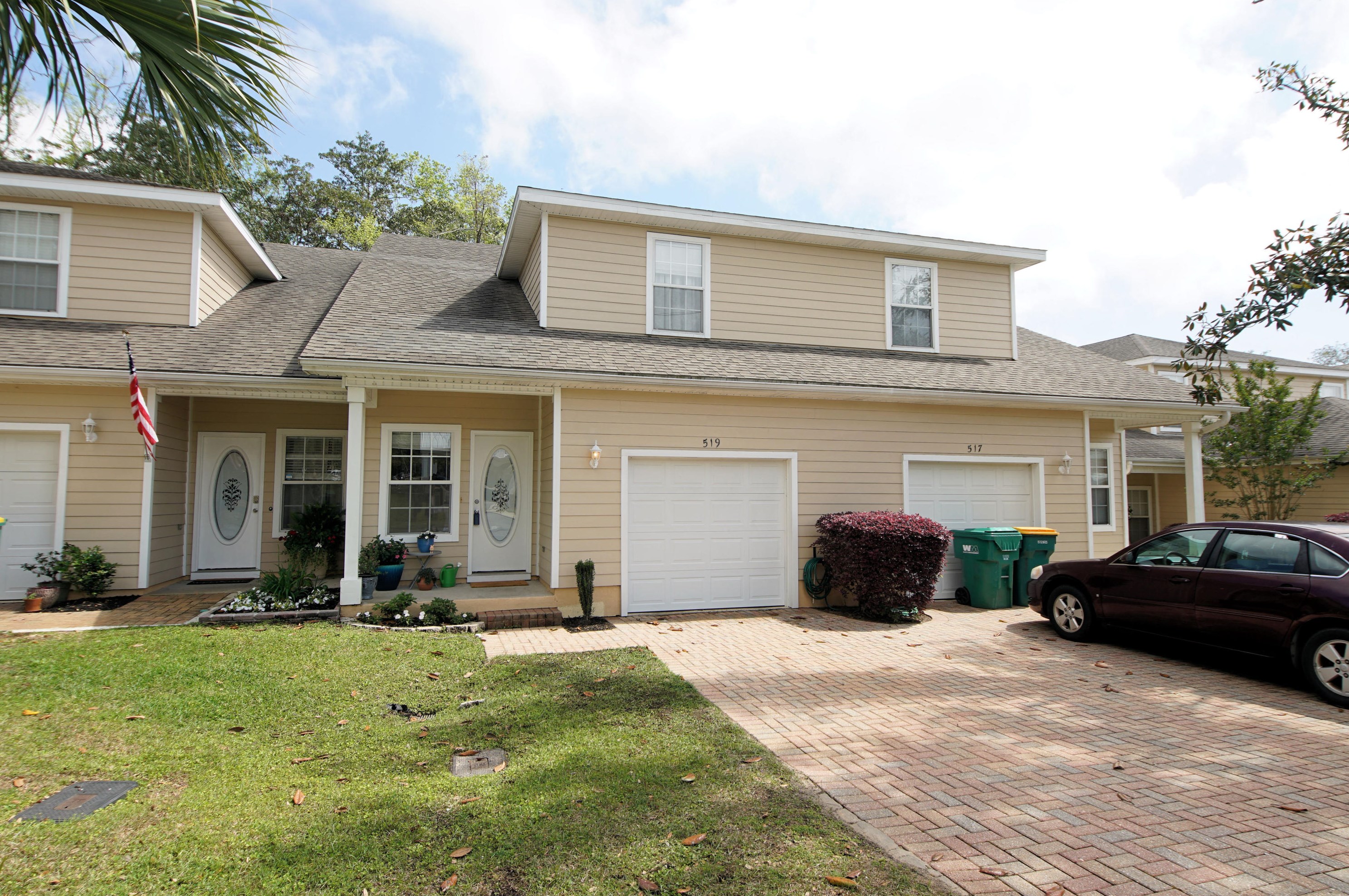 519 31st St, Niceville, FL 32578-2555