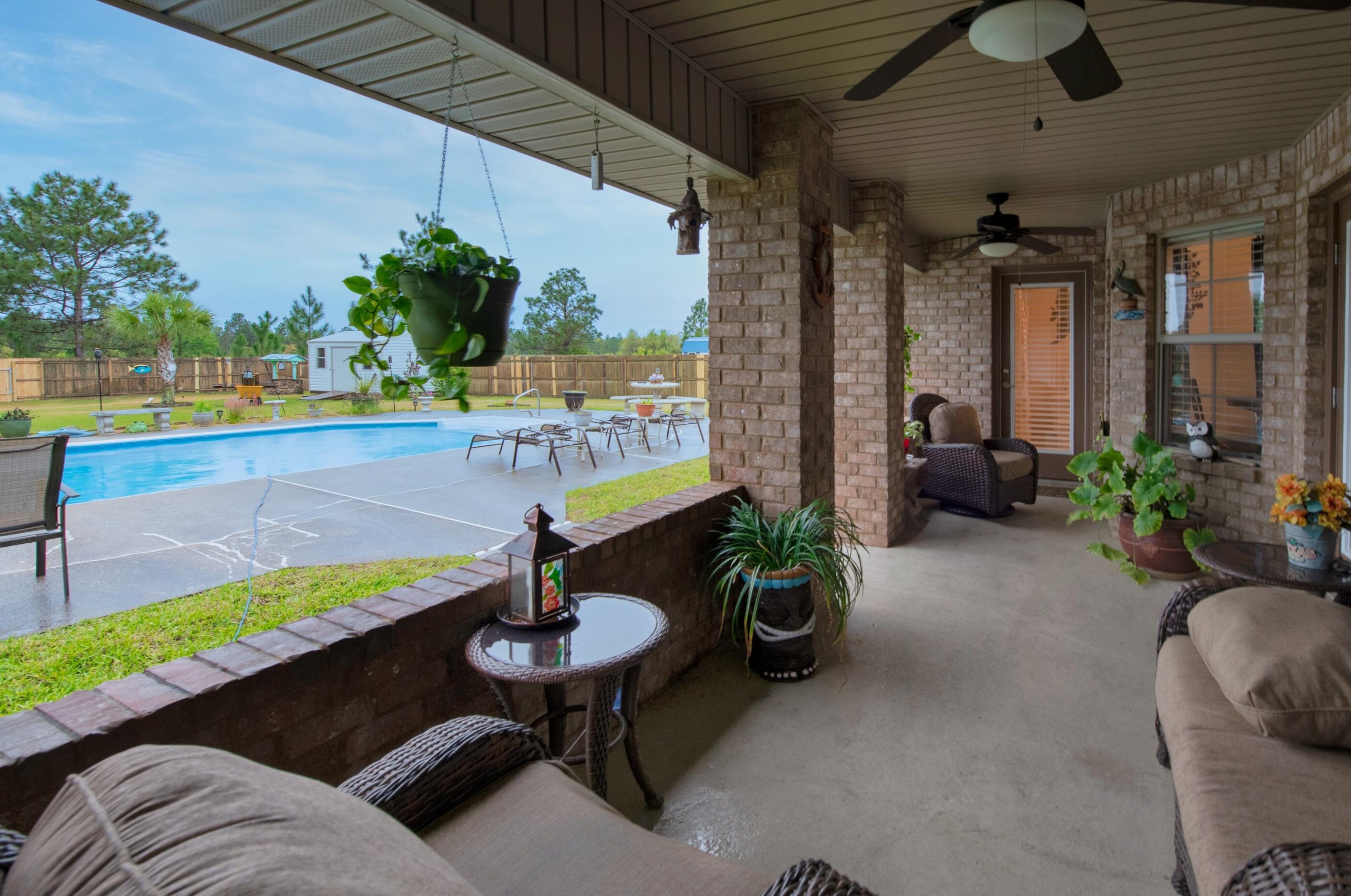 2390 Barberee Dr, Crestview, FL 32536-4391