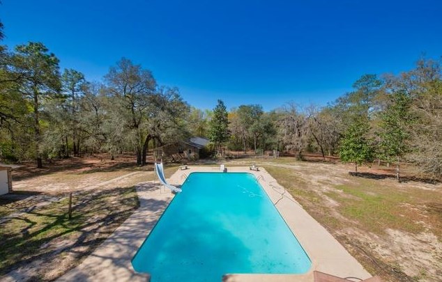1 Lindley Rd, Crestview, FL 32536-9524