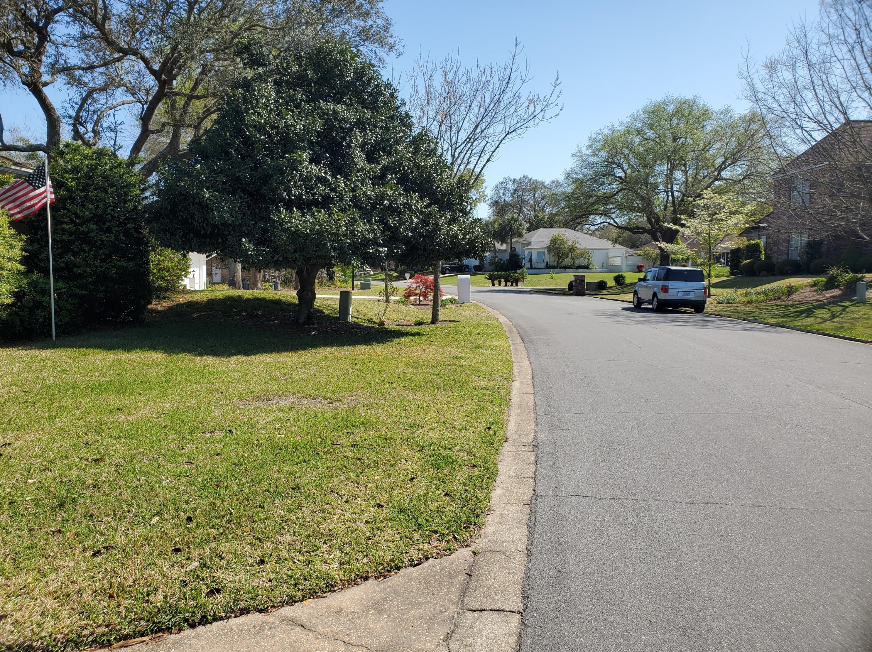 817 Boulevard Of The Champions, Shalimar, FL 32579