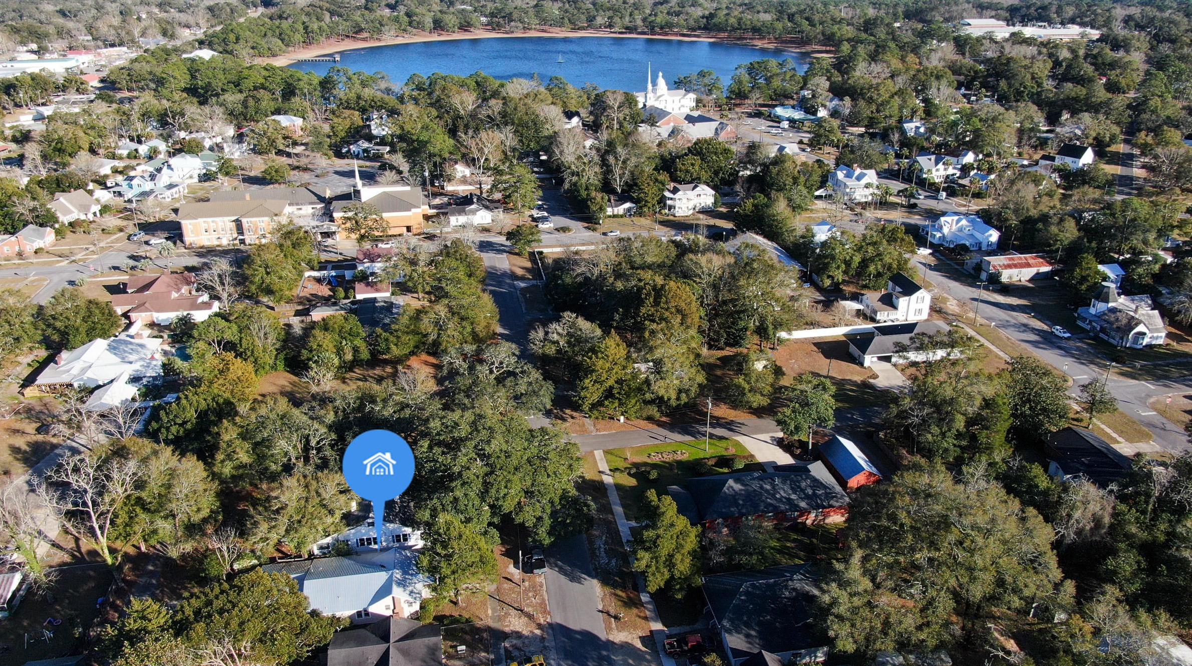 127 E Orange Ave E, Defuniak Springs, FL 32435