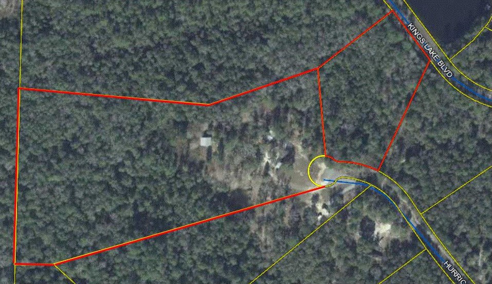 495 Hurricane Dr, Defuniak Springs, FL 32433