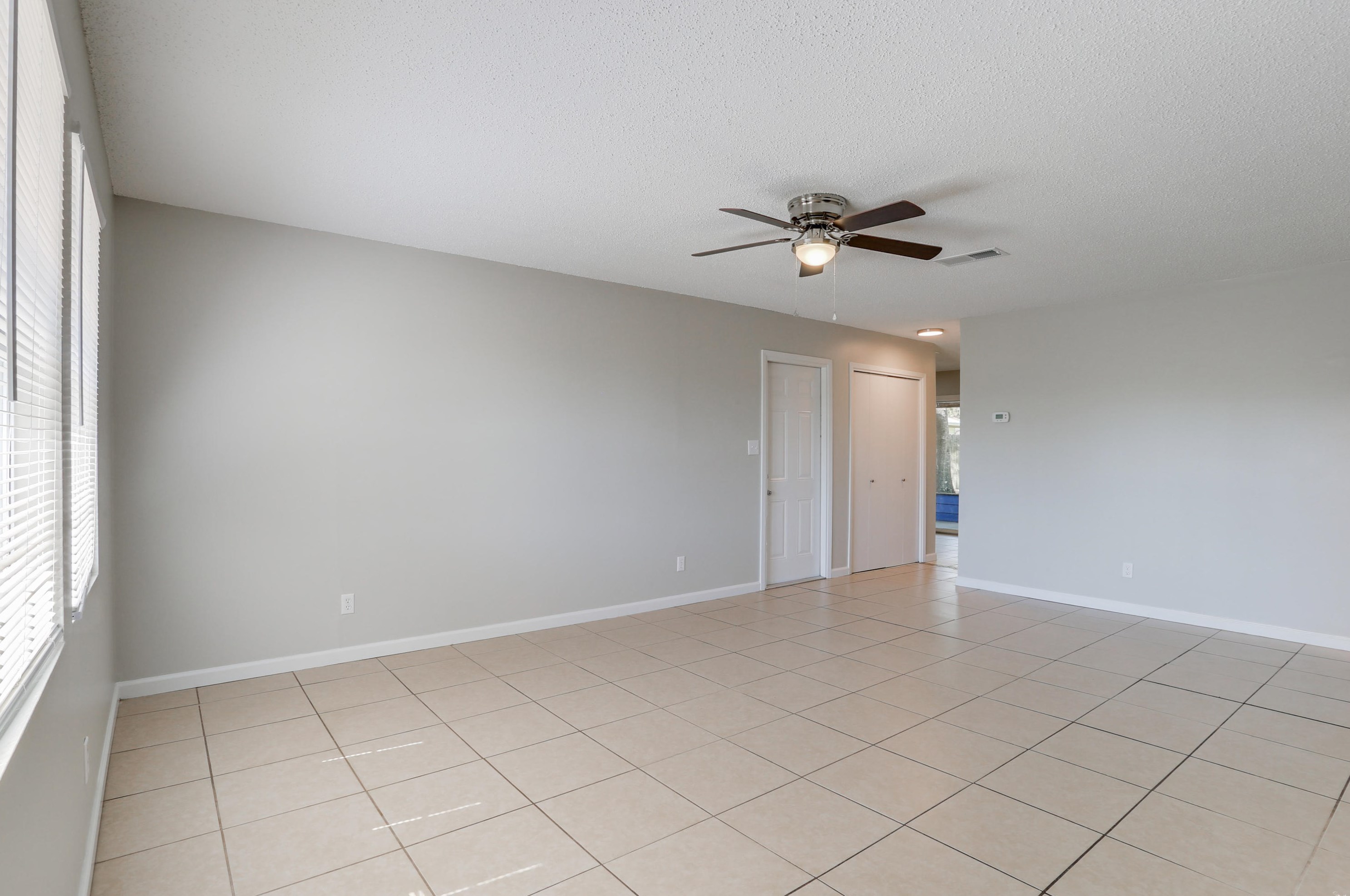 35 7th St, Shalimar, FL 32579