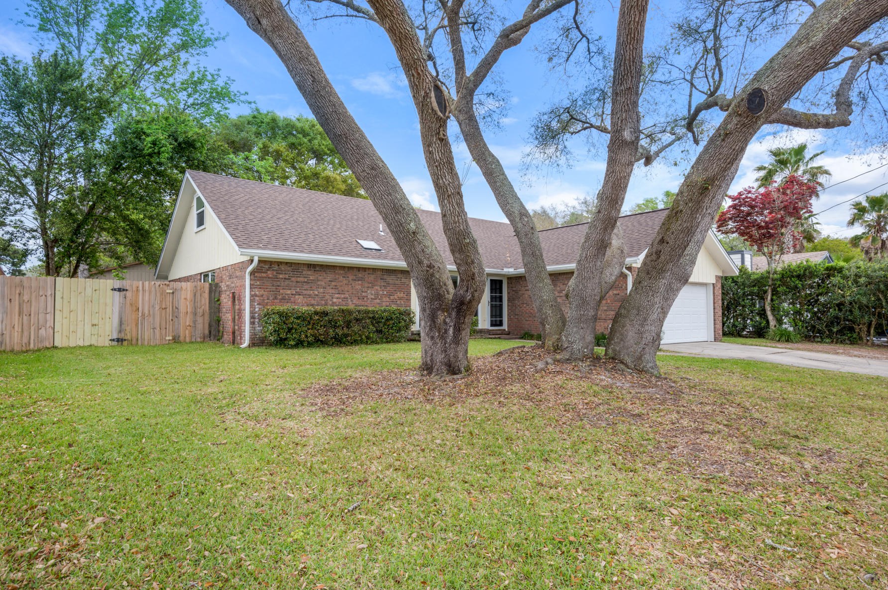 707 Osage Dr, Fort Walton Beach, FL 32547