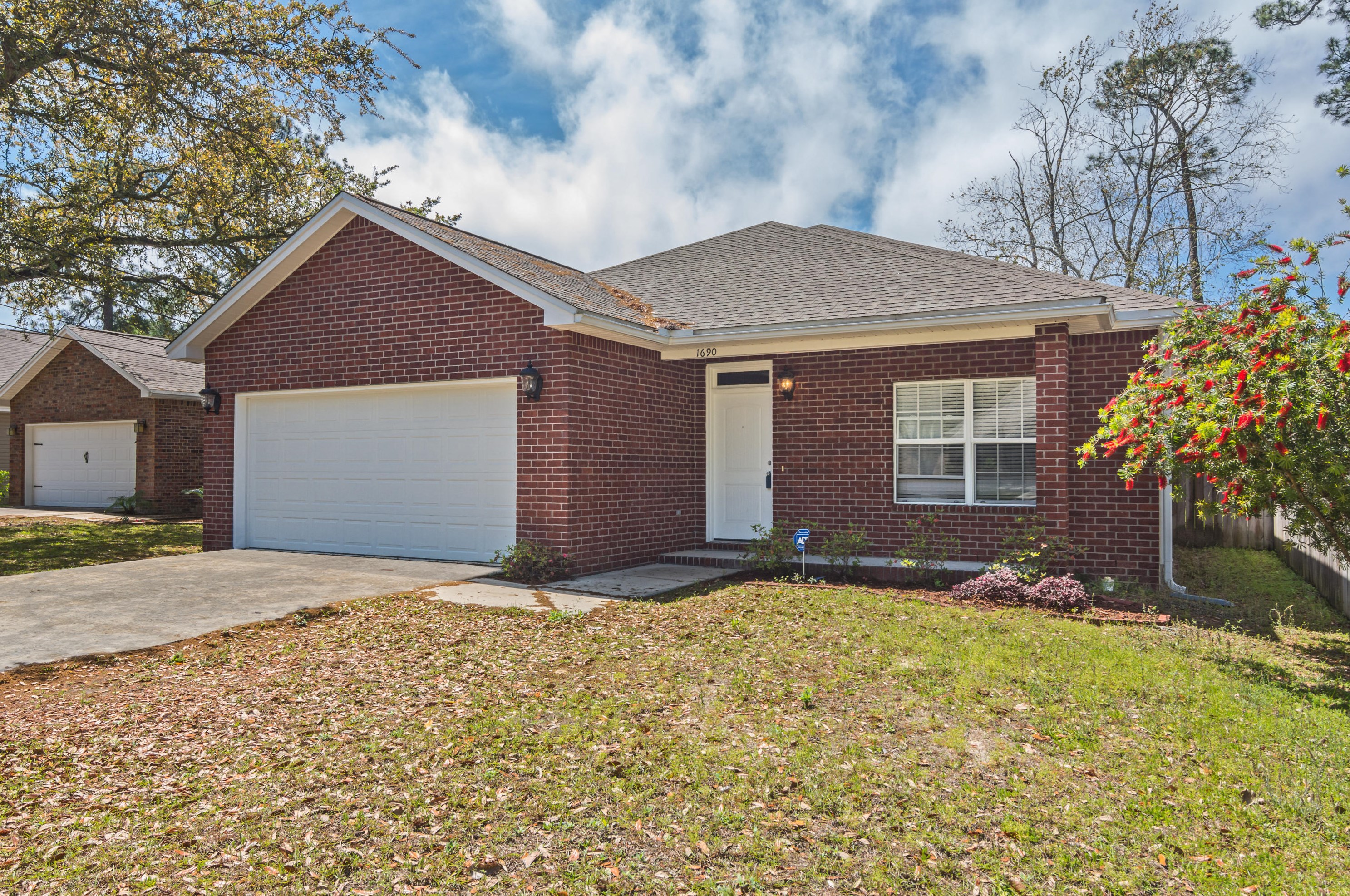 1690 Sycamore Ave, Niceville, FL 32578-3668