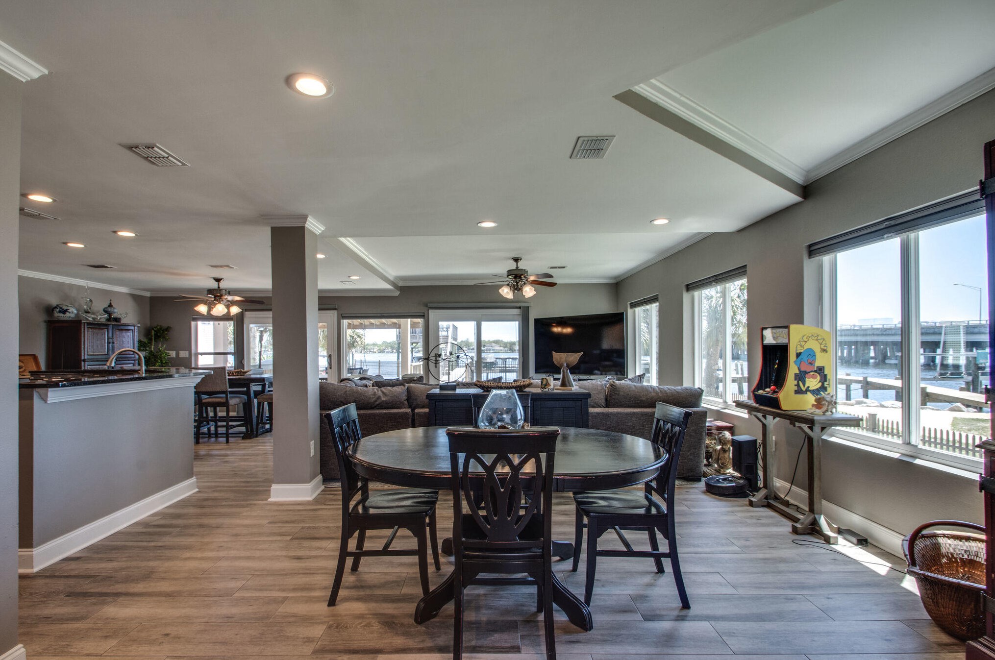 907 Lighthouse Rd, Fort Walton Beach FL  32547-3914 exterior