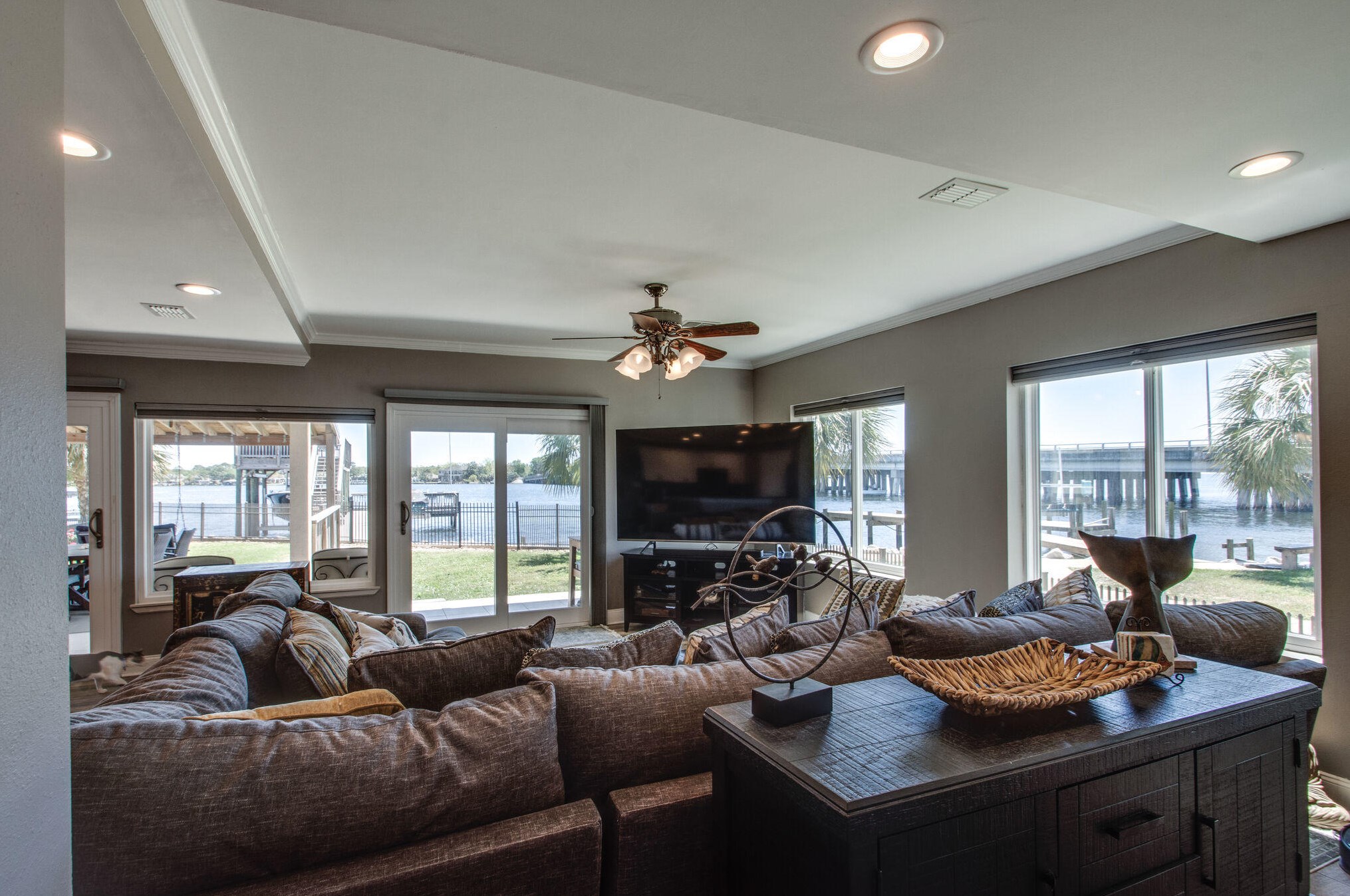 907 Lighthouse Rd, Fort Walton Beach FL  32547-3914 exterior