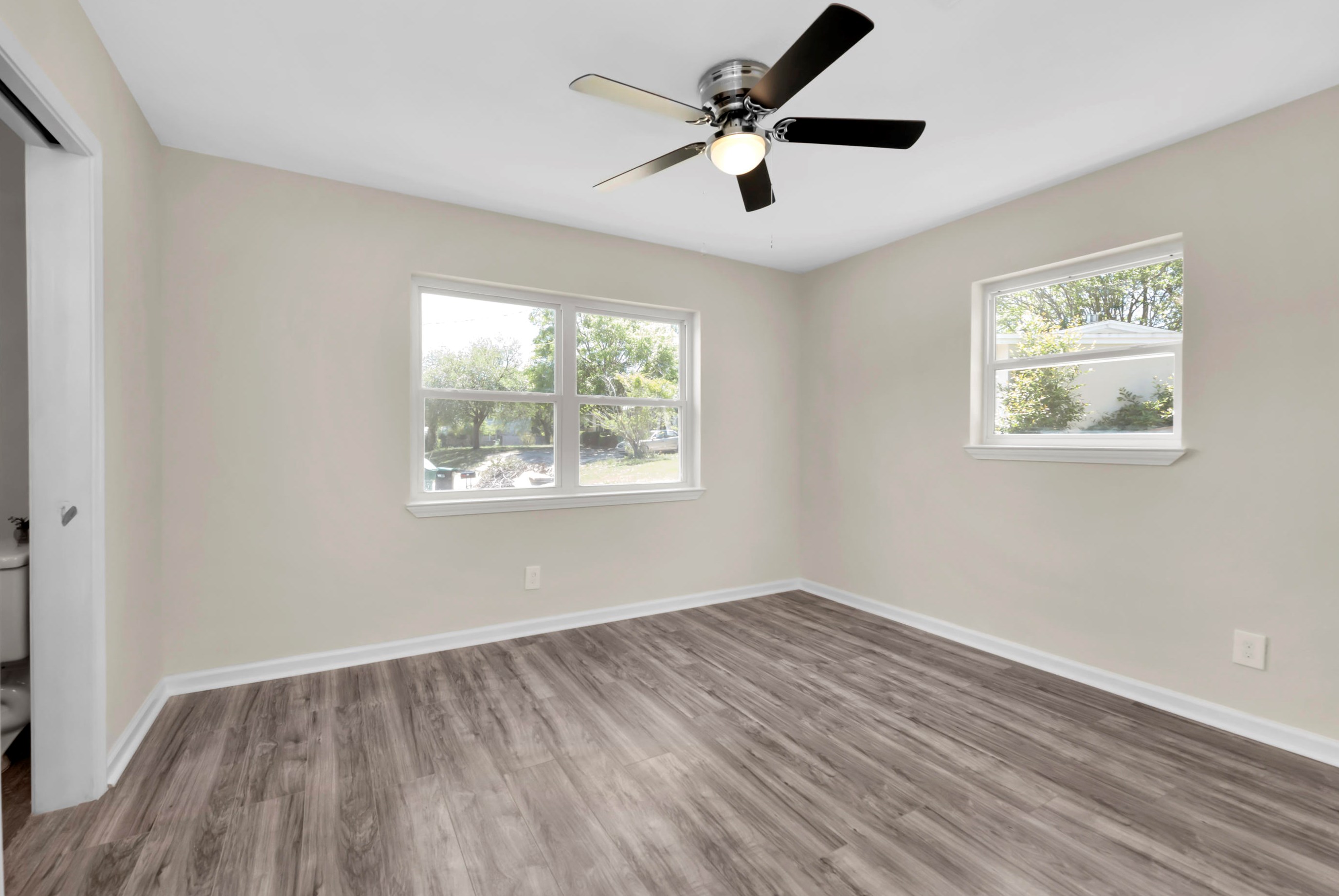 125 Terry Cir, Mary Esther FL  32569-1850 exterior