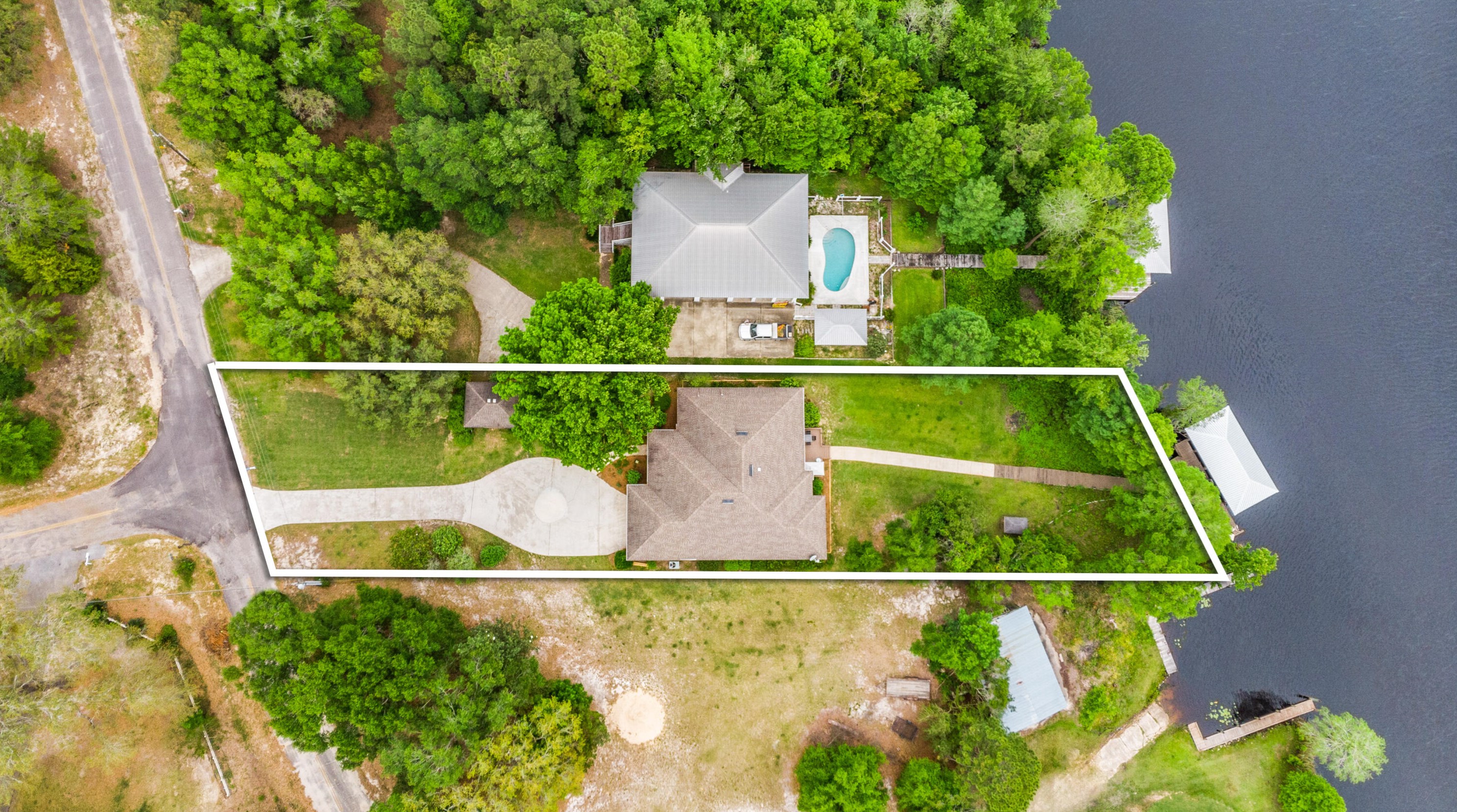 10 Creekview Ave, Freeport, FL 32439