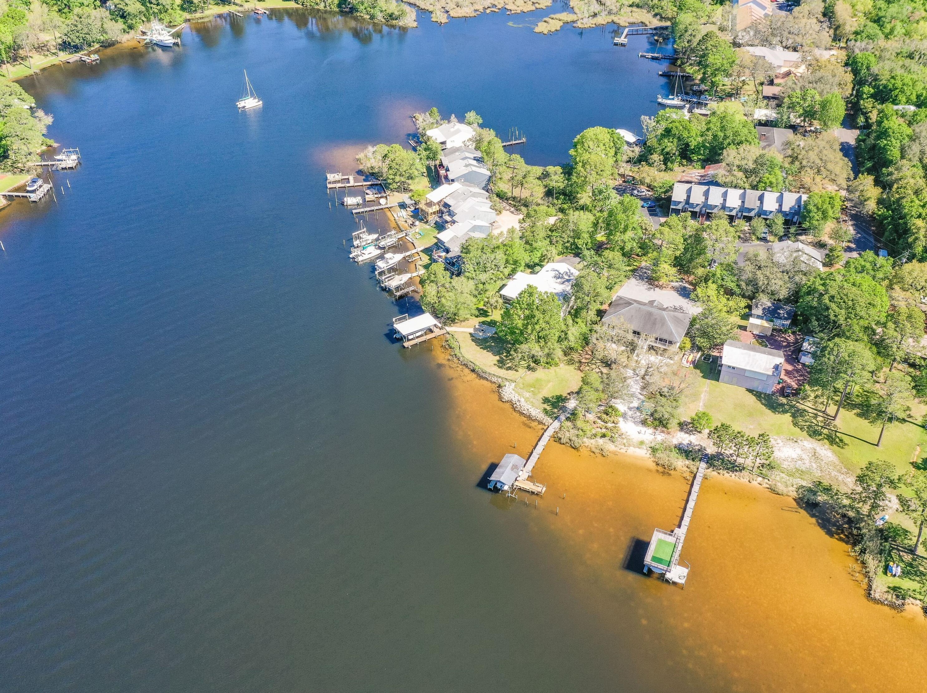 200 White St, Niceville FL  32578-2975 exterior