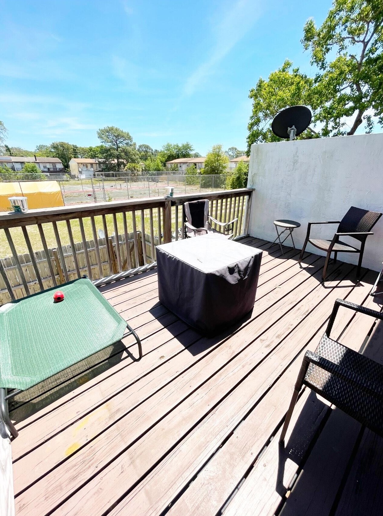 38 11th St #106, Shalimar, FL 32579