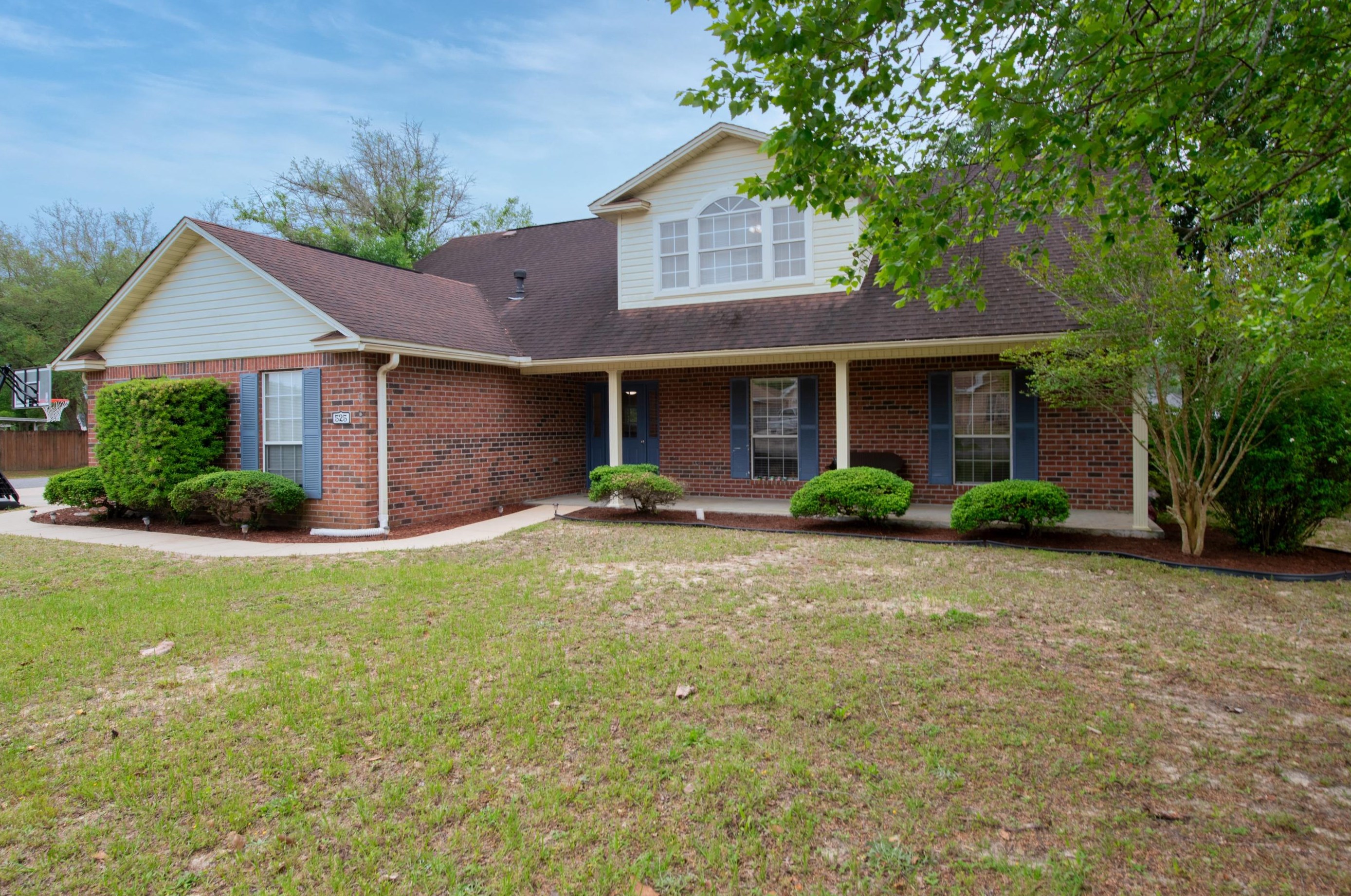 525 Risen Star Dr, Crestview, FL 32539-6071