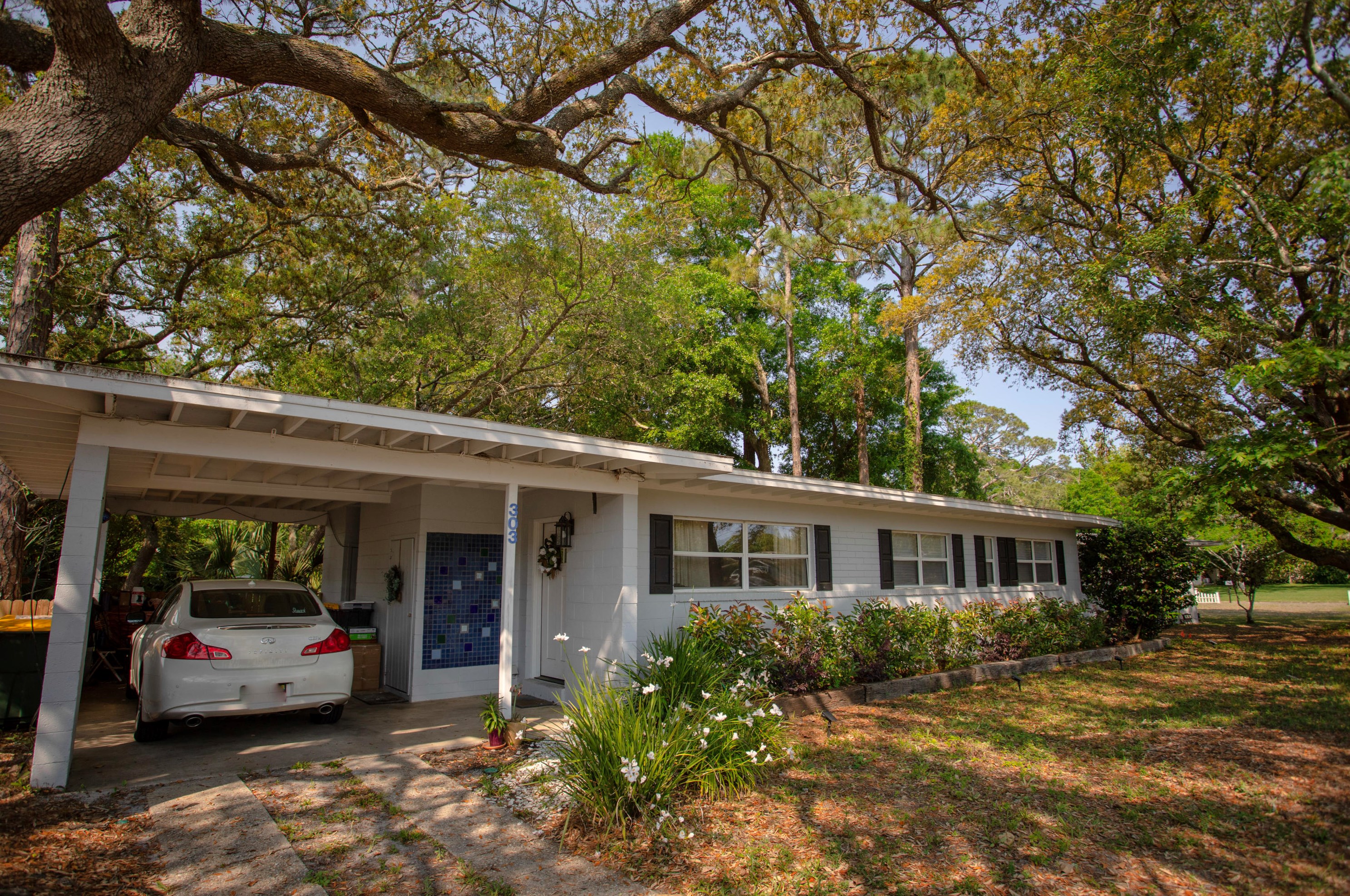 303 Smith Dr, Fort Walton Beach, FL 32548-5120