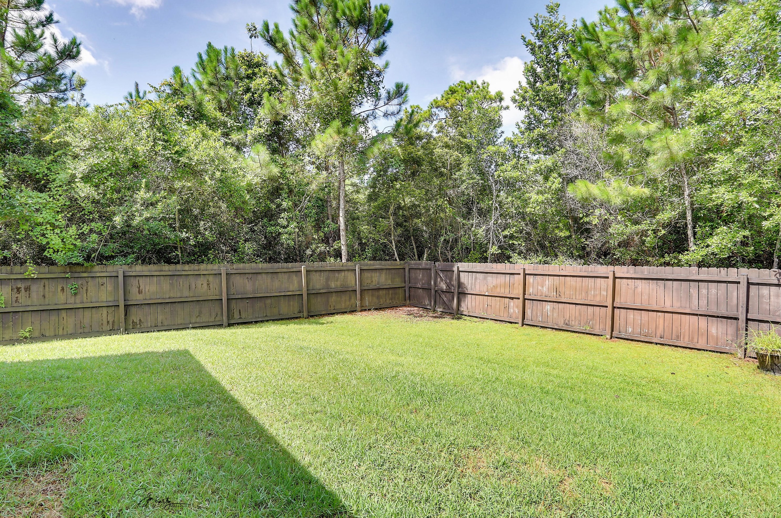 886 Solimar Way, Mary Esther FL  32569-1421 exterior