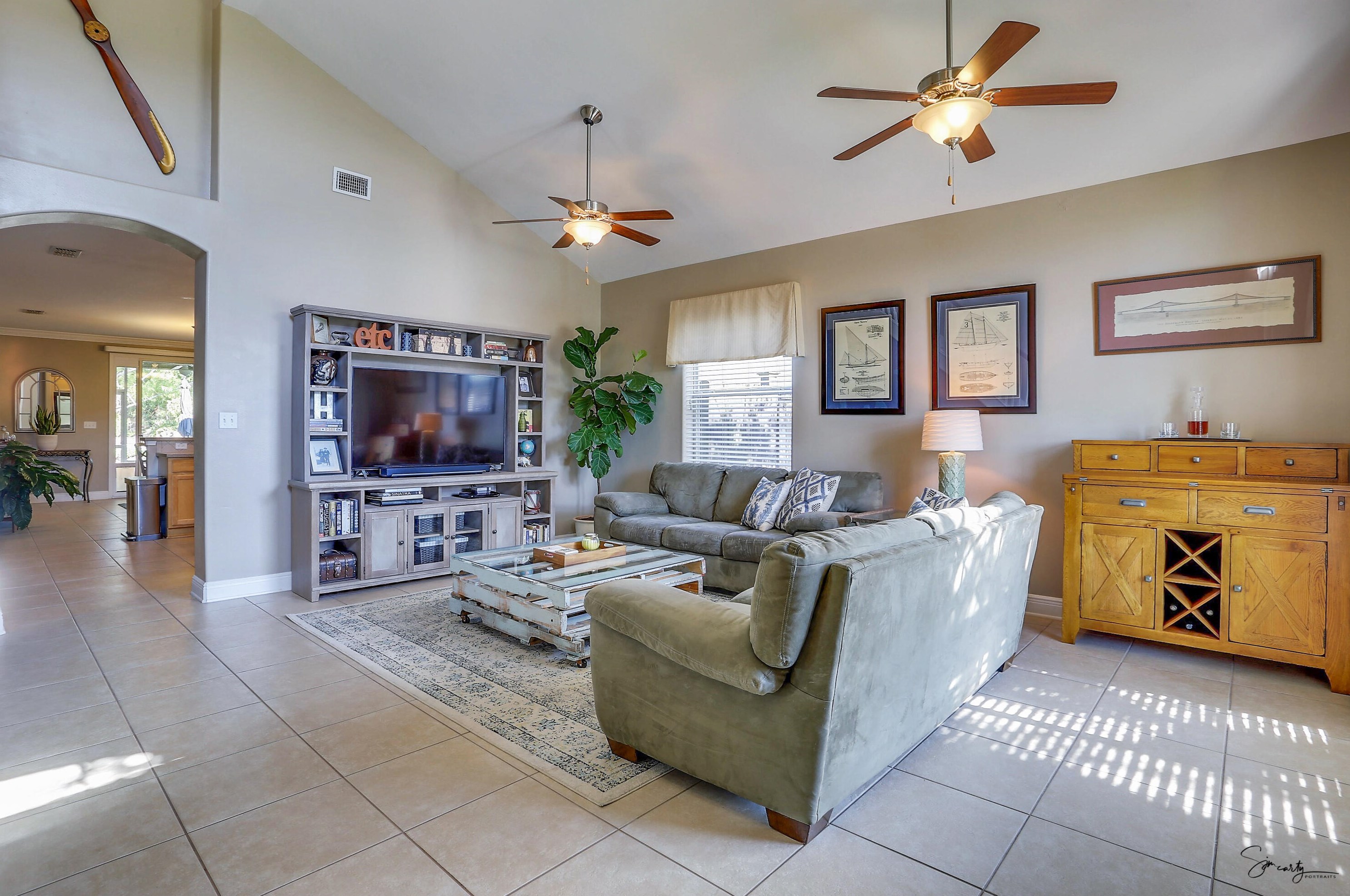 886 Solimar Way, Mary Esther, FL 32569-1421