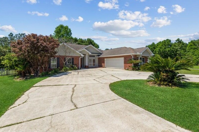 5884 Saratoga Dr, Crestview, FL 32536-4315