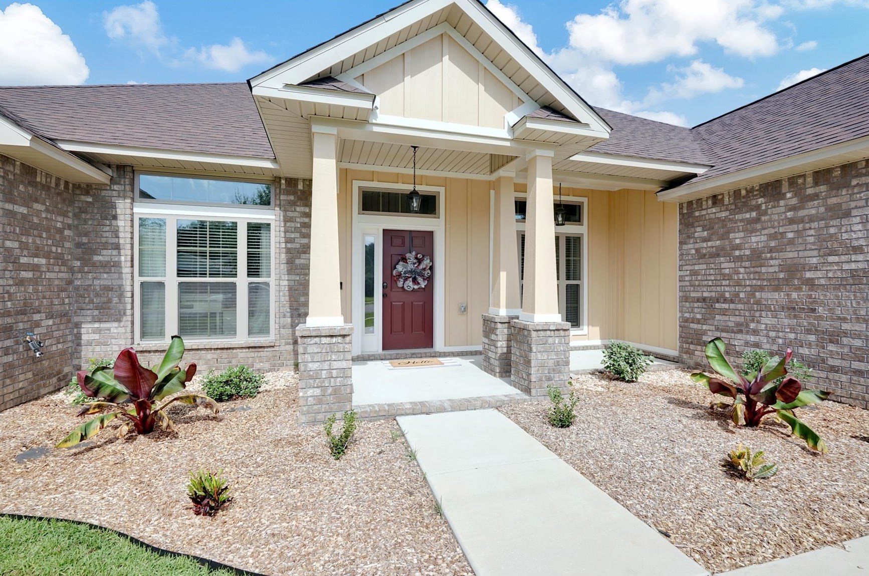 5330 Wyndell Cir, Crestview FL  32539-7046 exterior