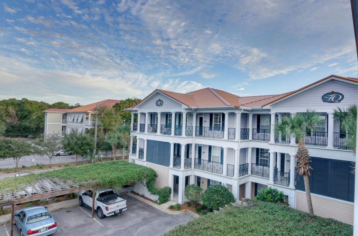159 Brooks St Se #305, Fort Walton Beach, FL 32548