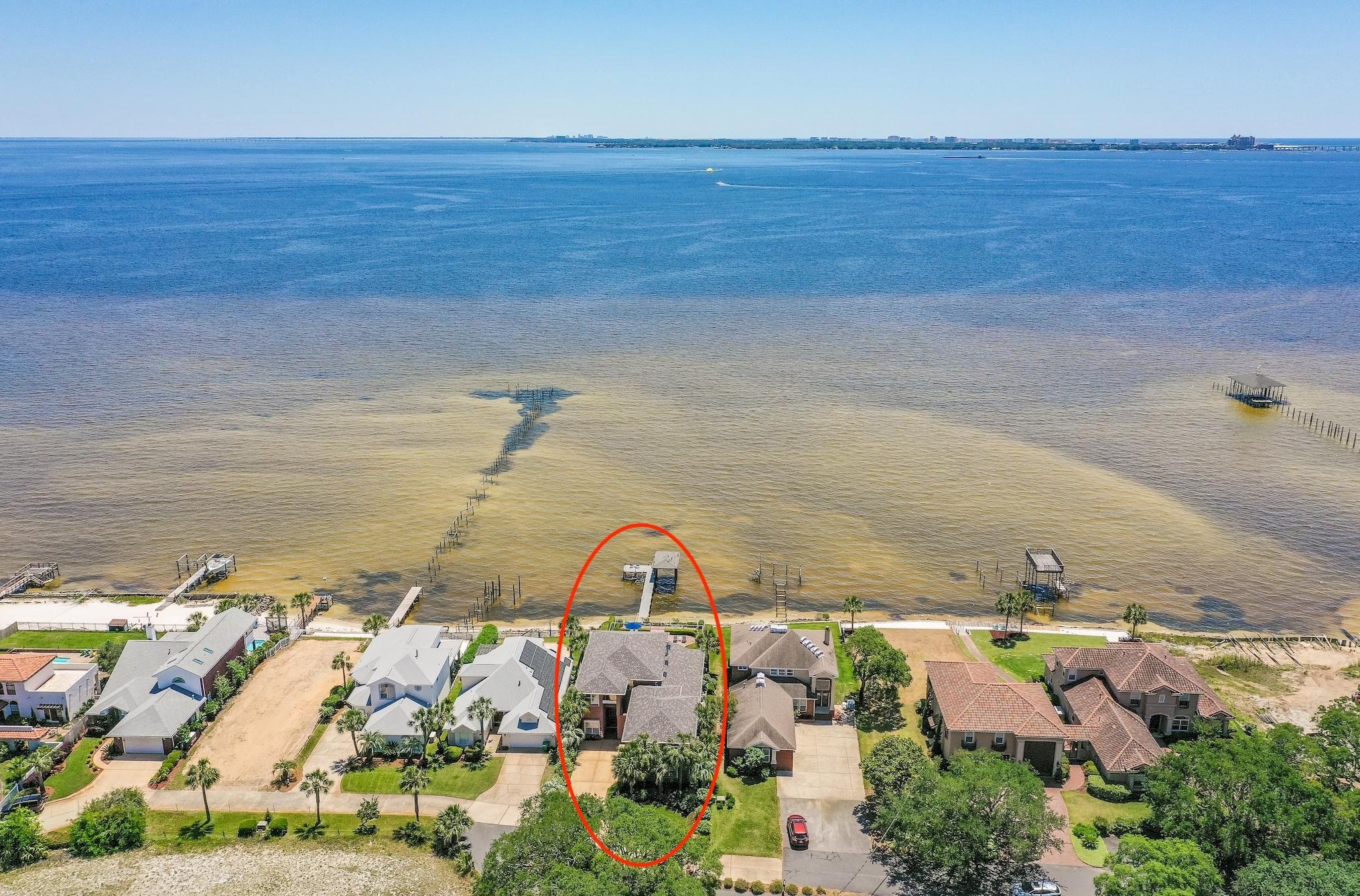 309 Country Club Rd, Shalimar, FL 32579