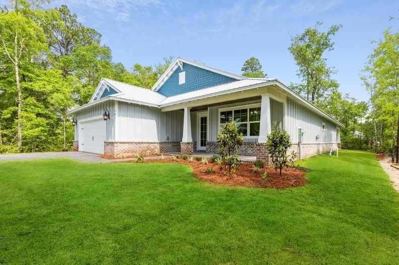 106 Hibernate Way, Freeport, FL 32439