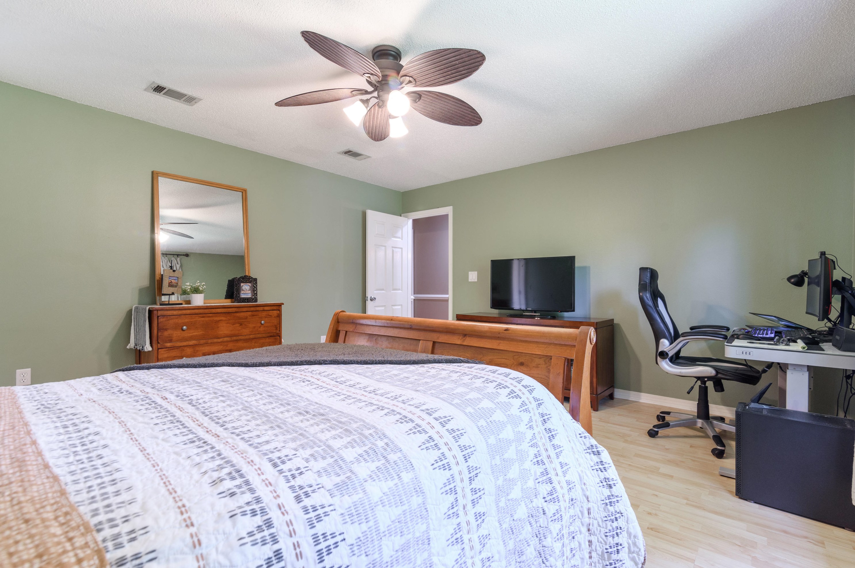 4437 Southminster Cir, Niceville FL  32578-3941 exterior