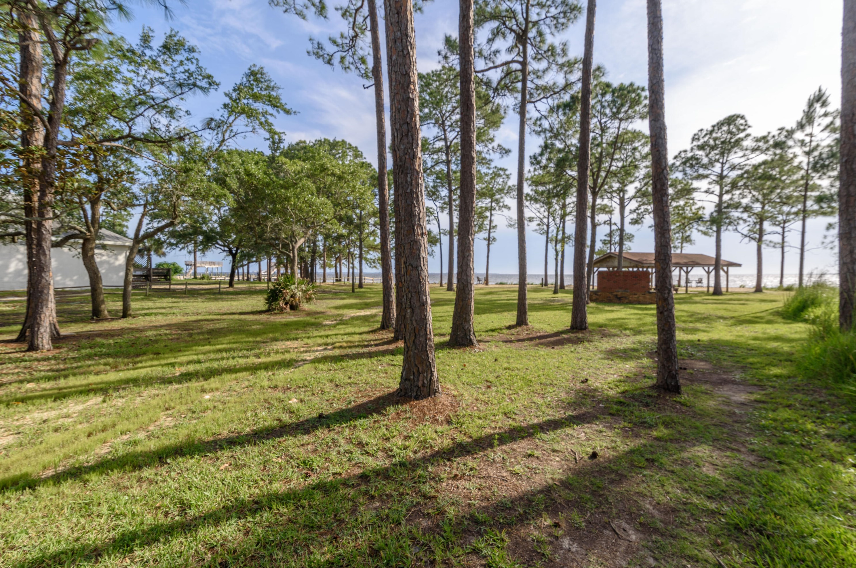 4437 Southminster Cir, Niceville FL  32578-3941 exterior