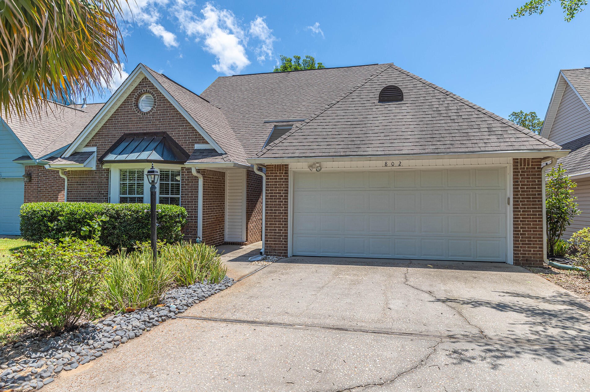 802 Fairway Lakes Dr, Niceville, FL 32578-3846