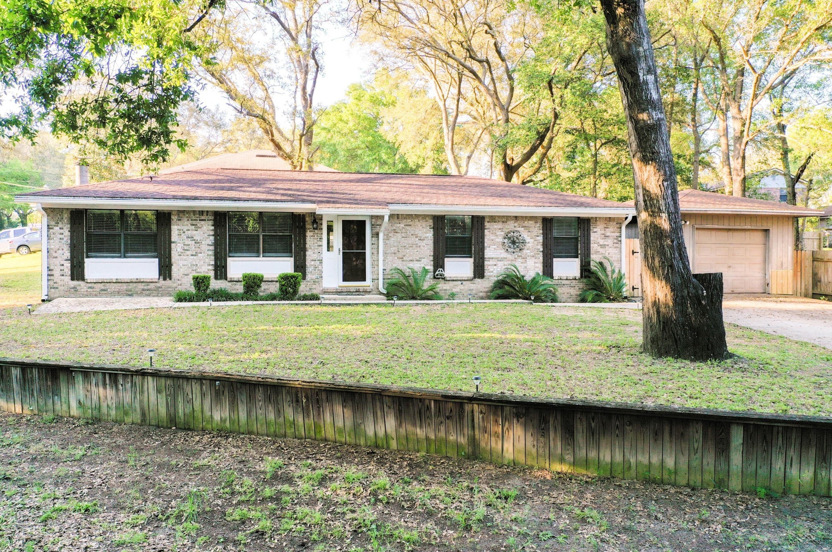 1105 45th St, Niceville, FL 32578