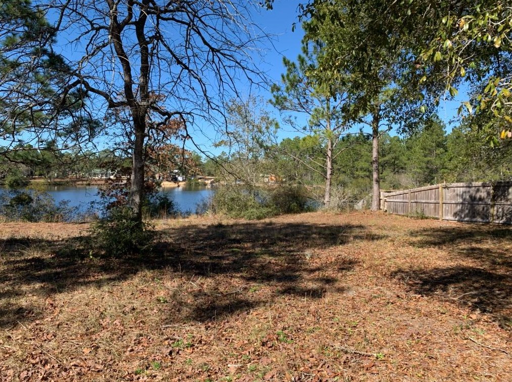 118 James Ct, Defuniak Springs, FL 32433