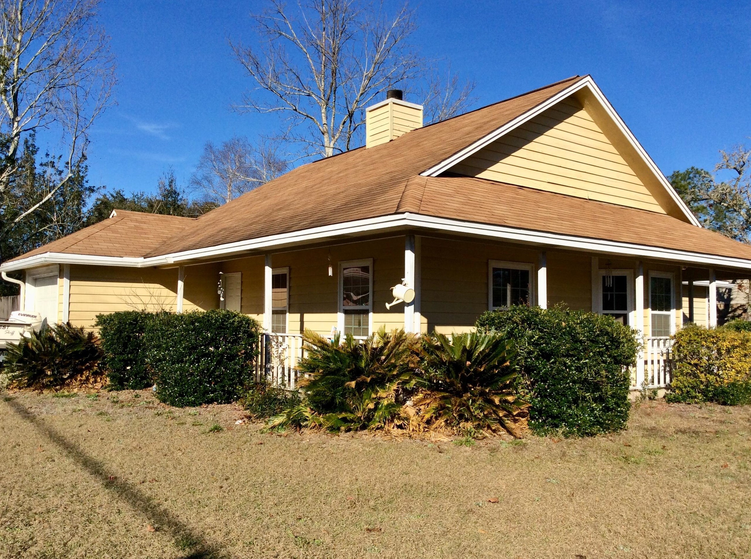 420 Juniper Dr, Crestview, FL 32536-9223