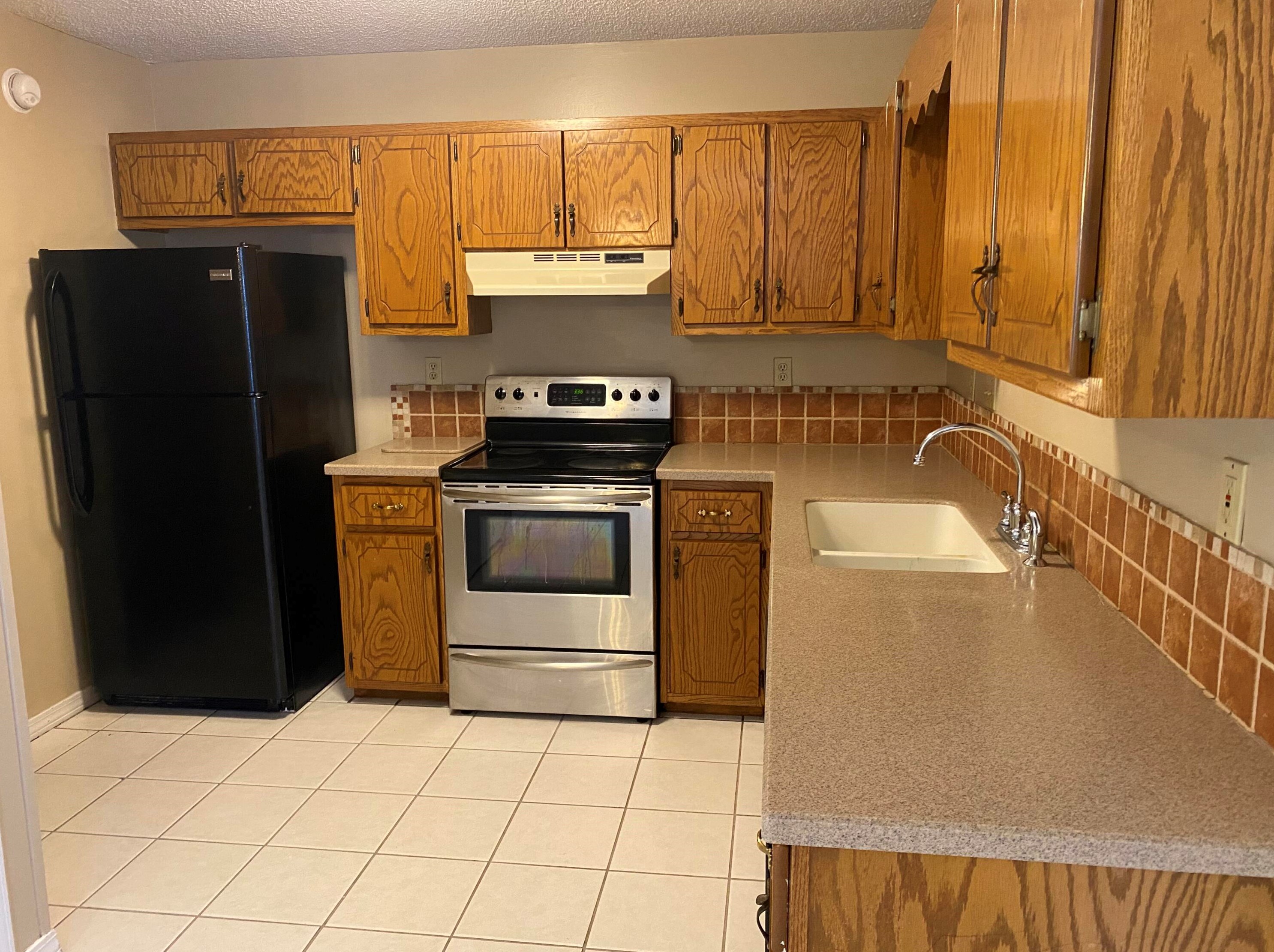 507 White Oak Ln, Crestview, FL 32539-8396