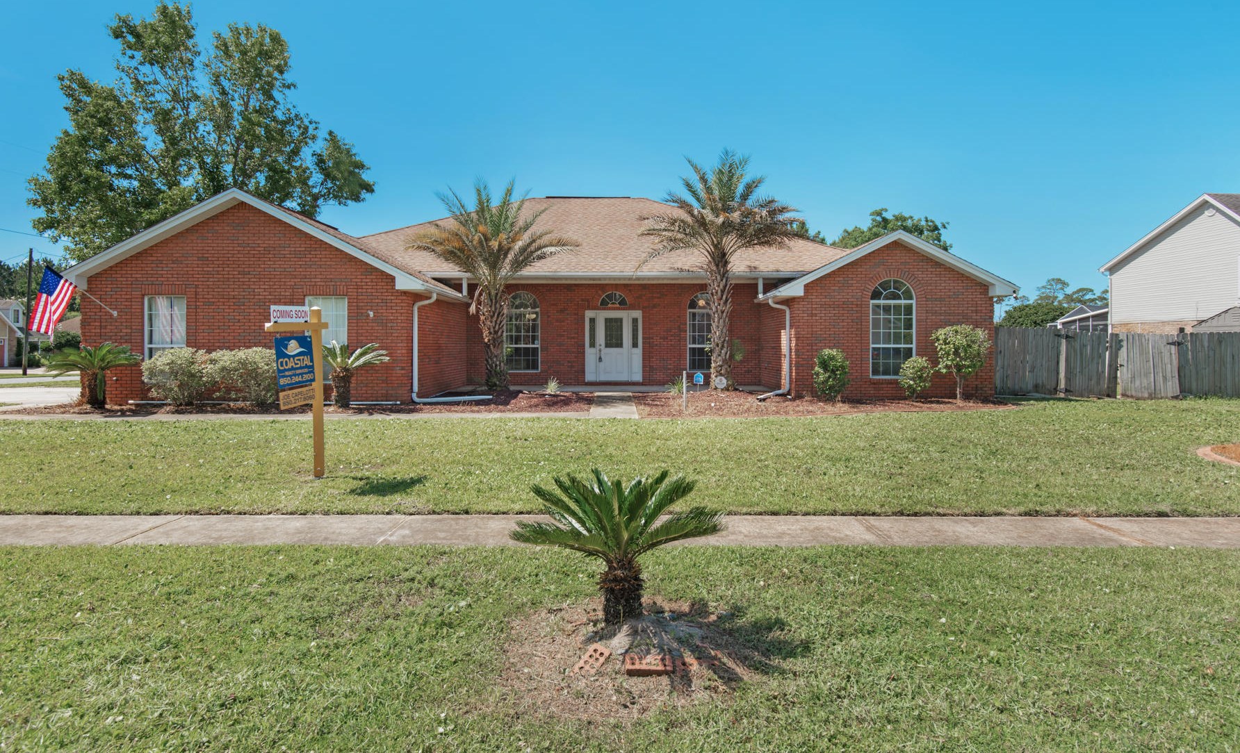 807 Linda Dr, Mary Esther, FL 32569-1484