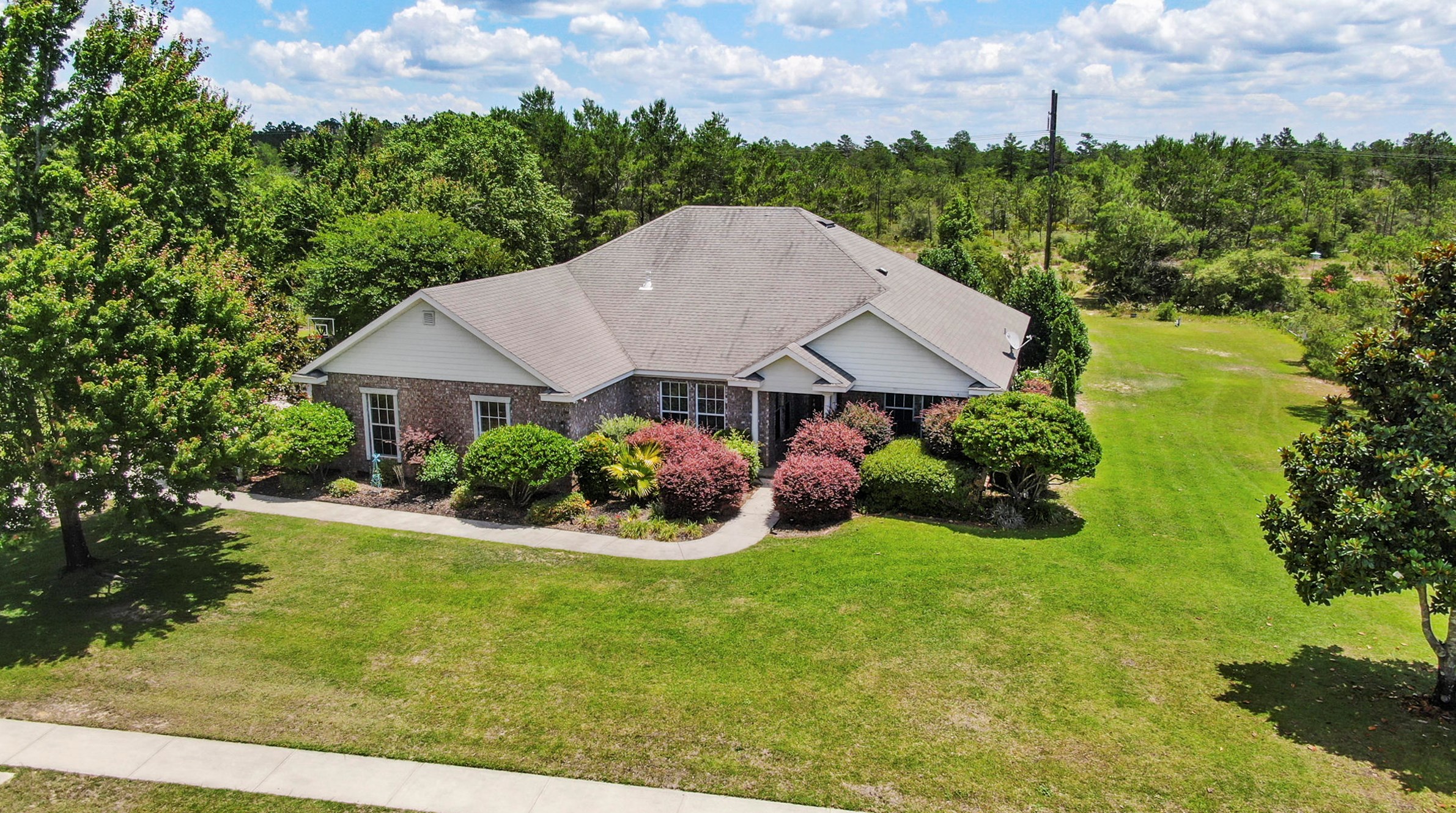 454 Brushed Dunes Cir, Freeport, FL 32439