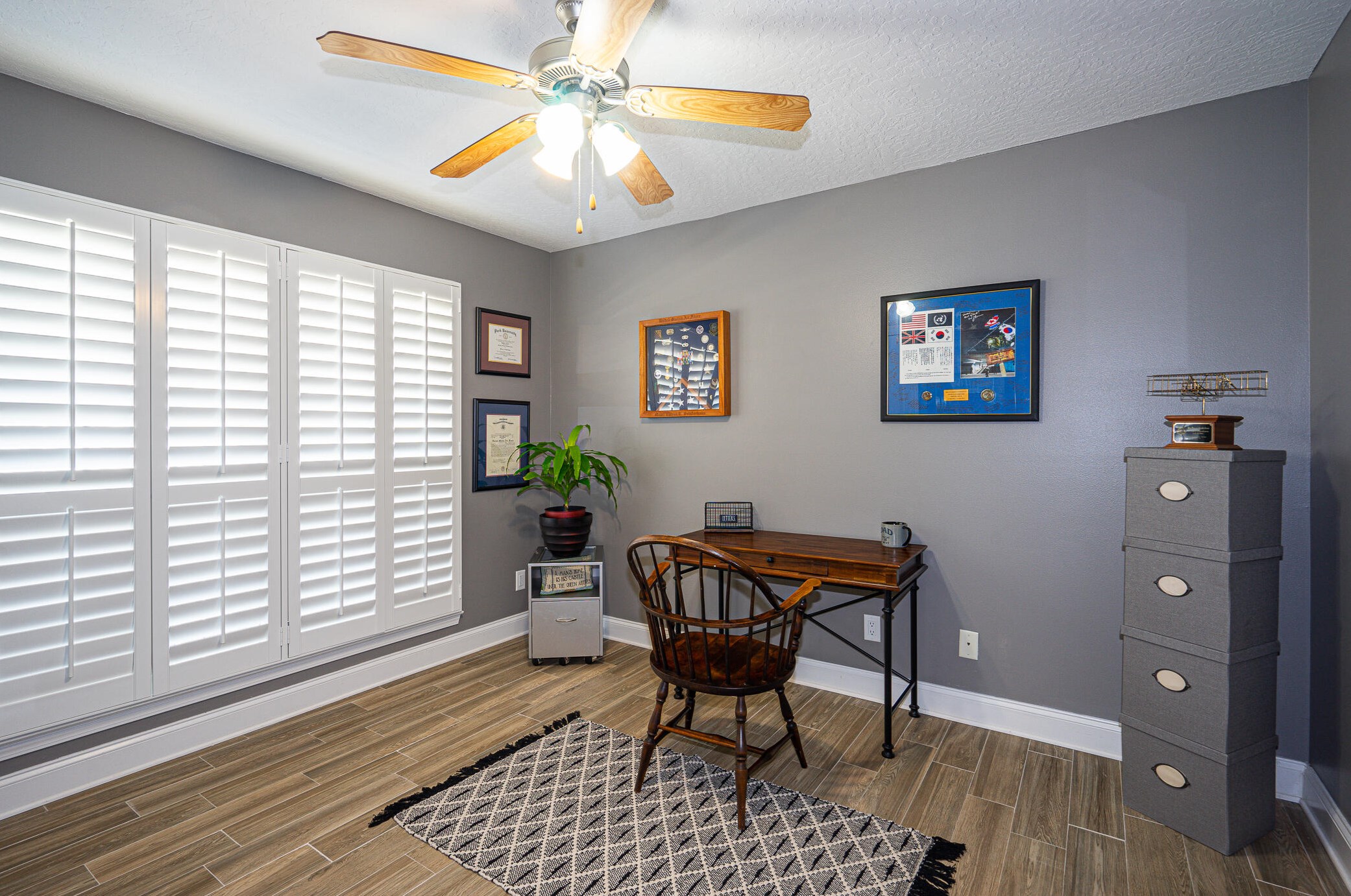 569 Radiant Cir, Mary Esther FL  32569-3424 exterior