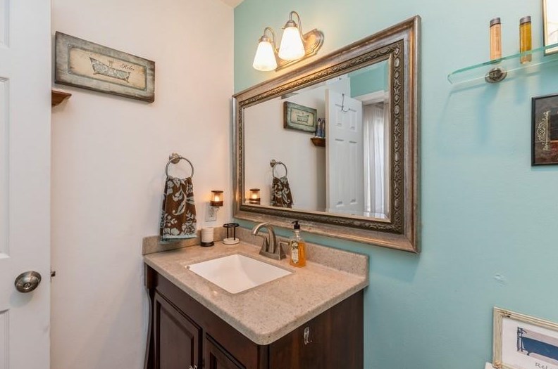 624 Lloyd St, Fort Walton Beach FL  32547-7121 exterior