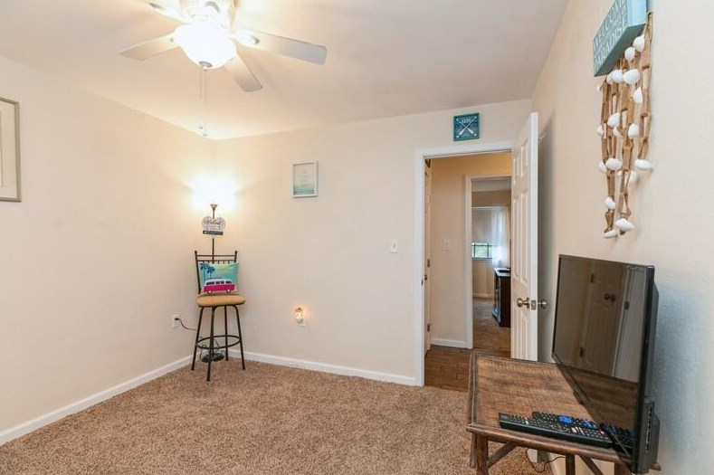 624 Lloyd St, Fort Walton Beach FL  32547-7121 exterior