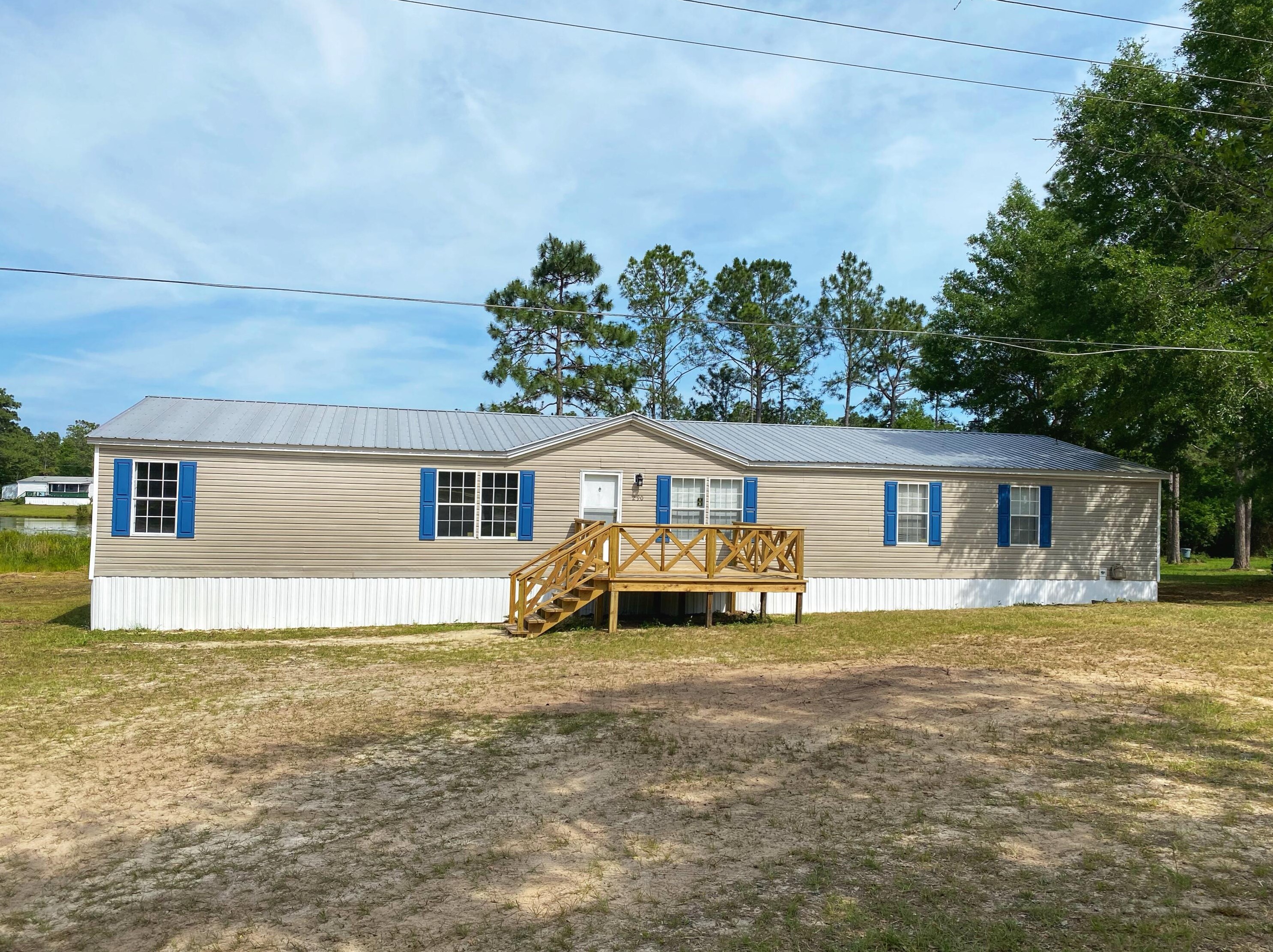 290 Dr Roberts Dr, Defuniak Springs, FL 32433