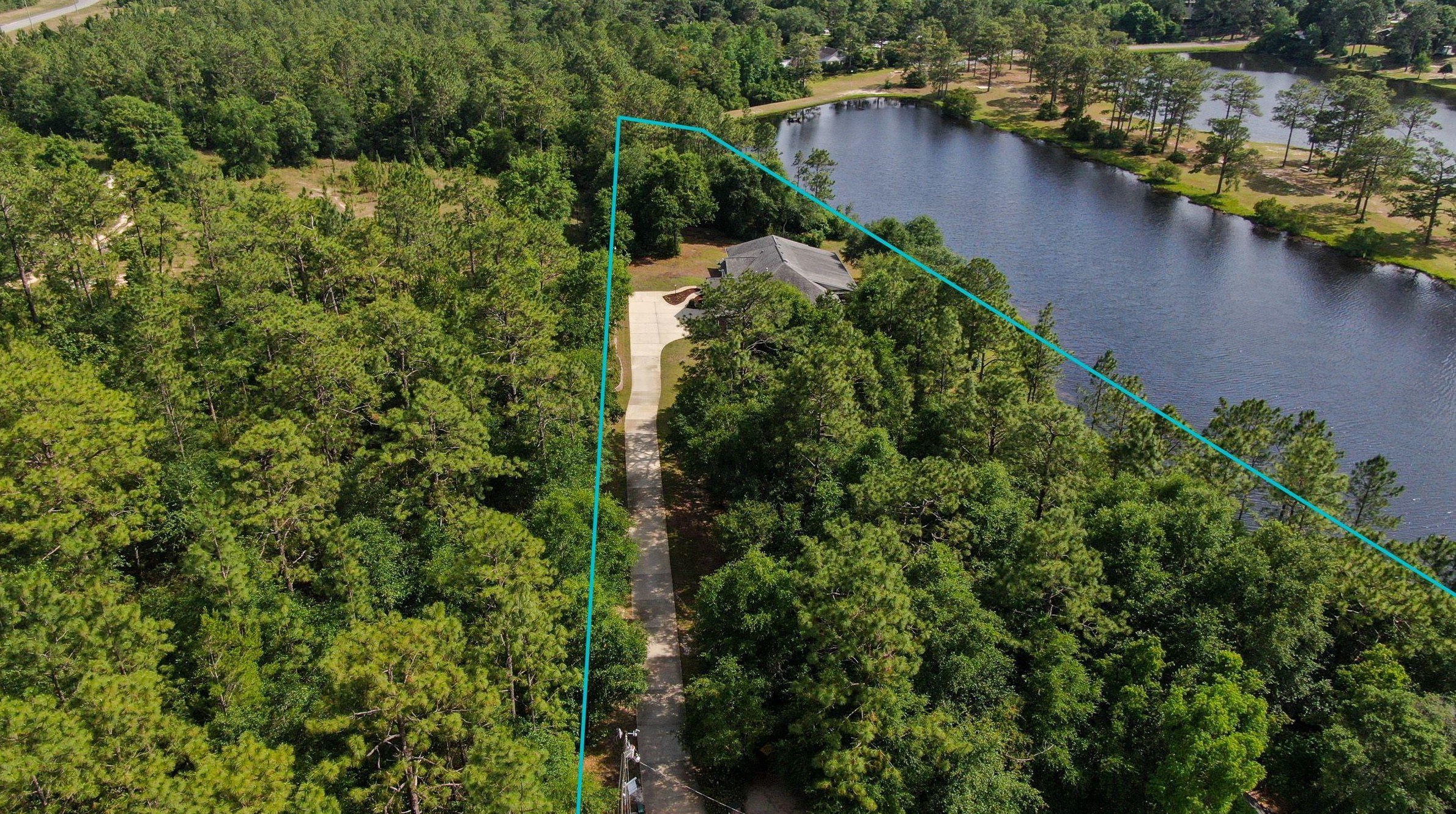 200 Oriole Pl, Crestview, FL 32539-8588