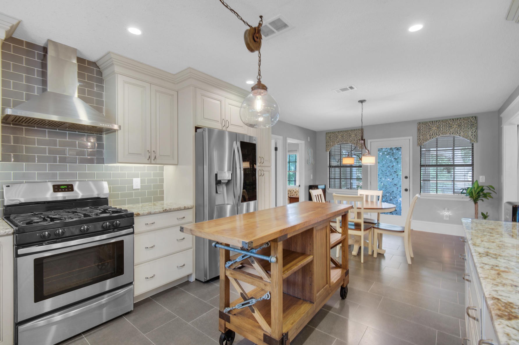 19 Kristin Cir, Niceville FL  32578-1720 exterior