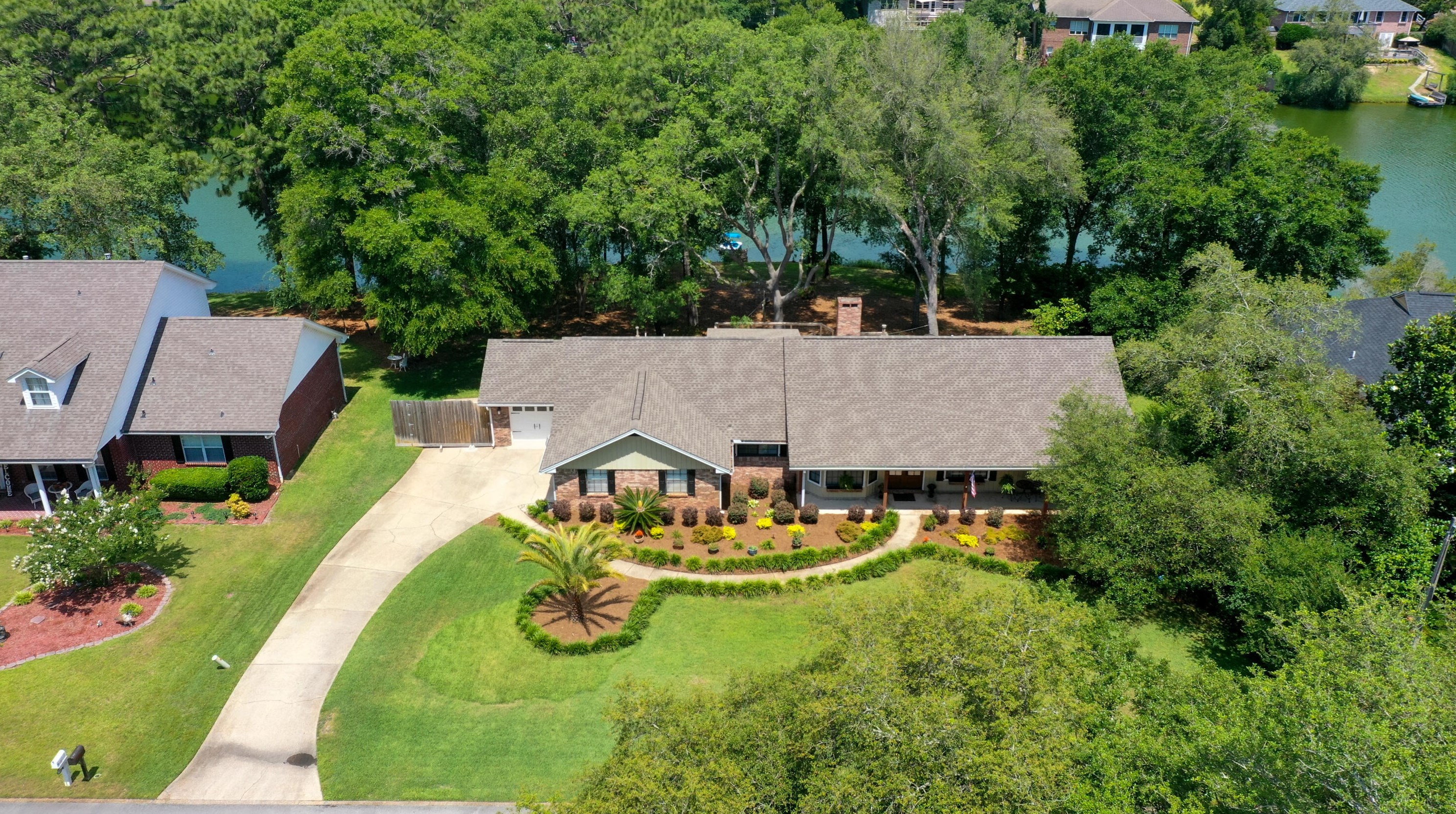 19 Kristin Cir, Niceville FL  32578-1720 exterior