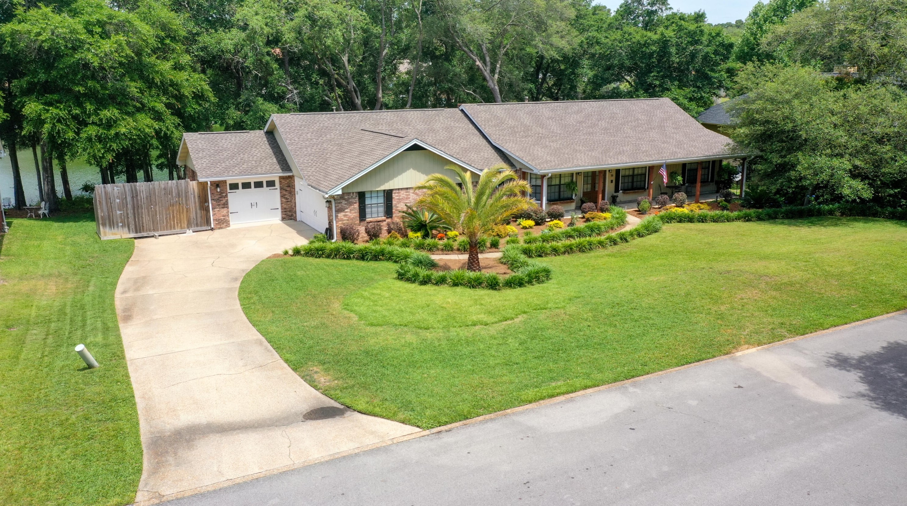 19 Kristin Cir, Niceville FL  32578-1720 exterior